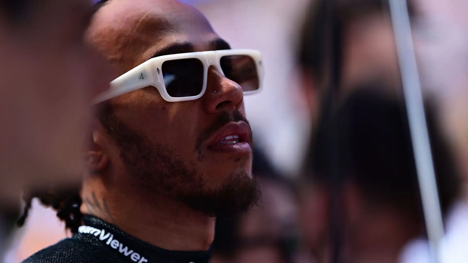 Lewis Hamilton in un'intervista alla CBS è tornato sulla sua decisione di trasferirsi dalla Mercedes alla Ferrari