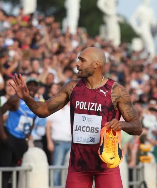 Marcell Jacobs vince i 100 allo Sprint Festival: “A Parigi sarò al top”