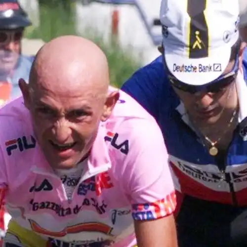 Il Giro d’Italia torna a Oropa a 25 anni dall’impresa di Marco Pantani
