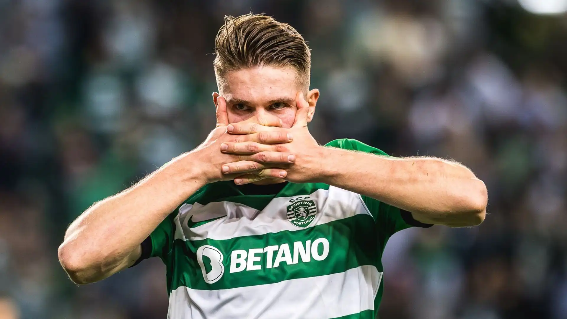 I rossoneri stanno valutando anche Viktor Gyökeres, grande sorpresa dello Sporting Lisbona
