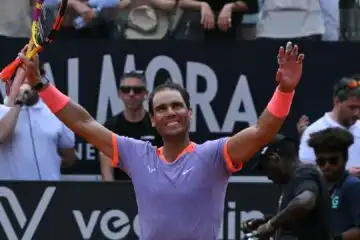 Rafael Nadal soffre, lotta e vince all’esordio a Roma: “Devo dare tutto”