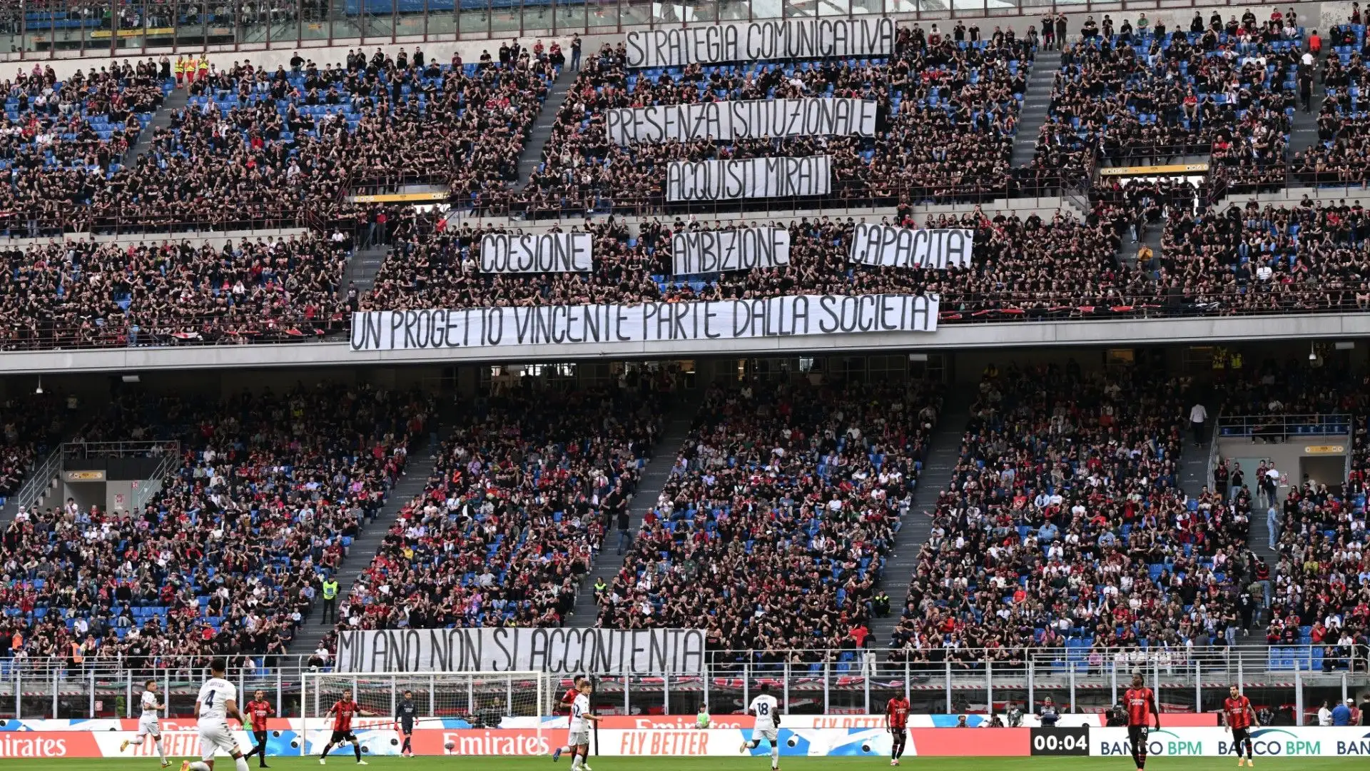L'assenza di sostegno da parte dei tifosi potrebbe rappresentare una sfida aggiuntiva per il Milan, che dovrà trovare motivazione e grinta senza il supporto della Curva Sud
