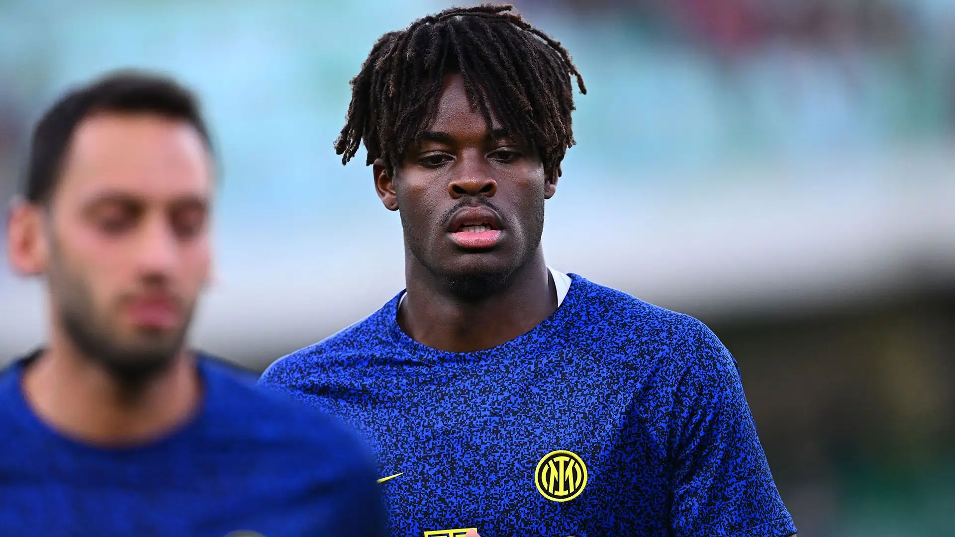 Bisseck è cresciuto nel Colonia, con cui ha debuttato in Bundesliga nel 2018