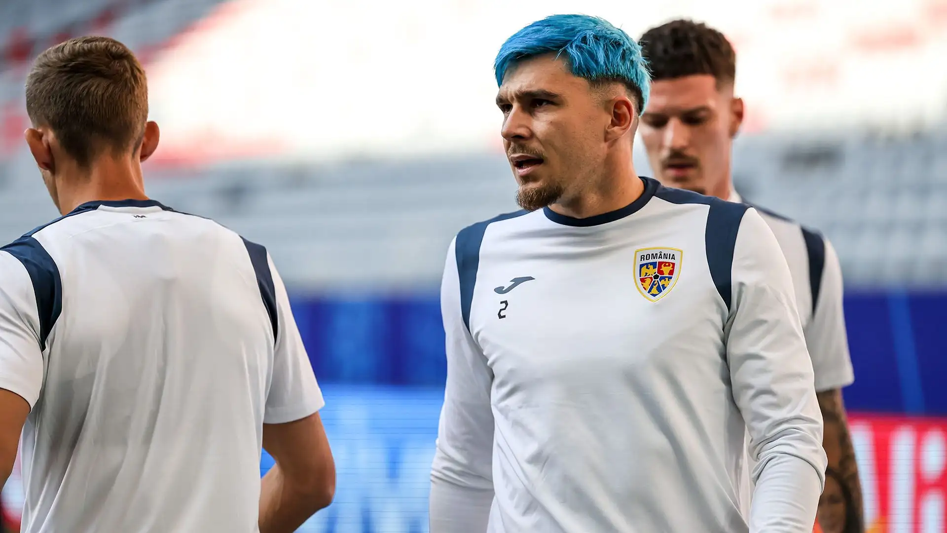 Andrei Ratiu ha sfoggiato un look molto particolare
