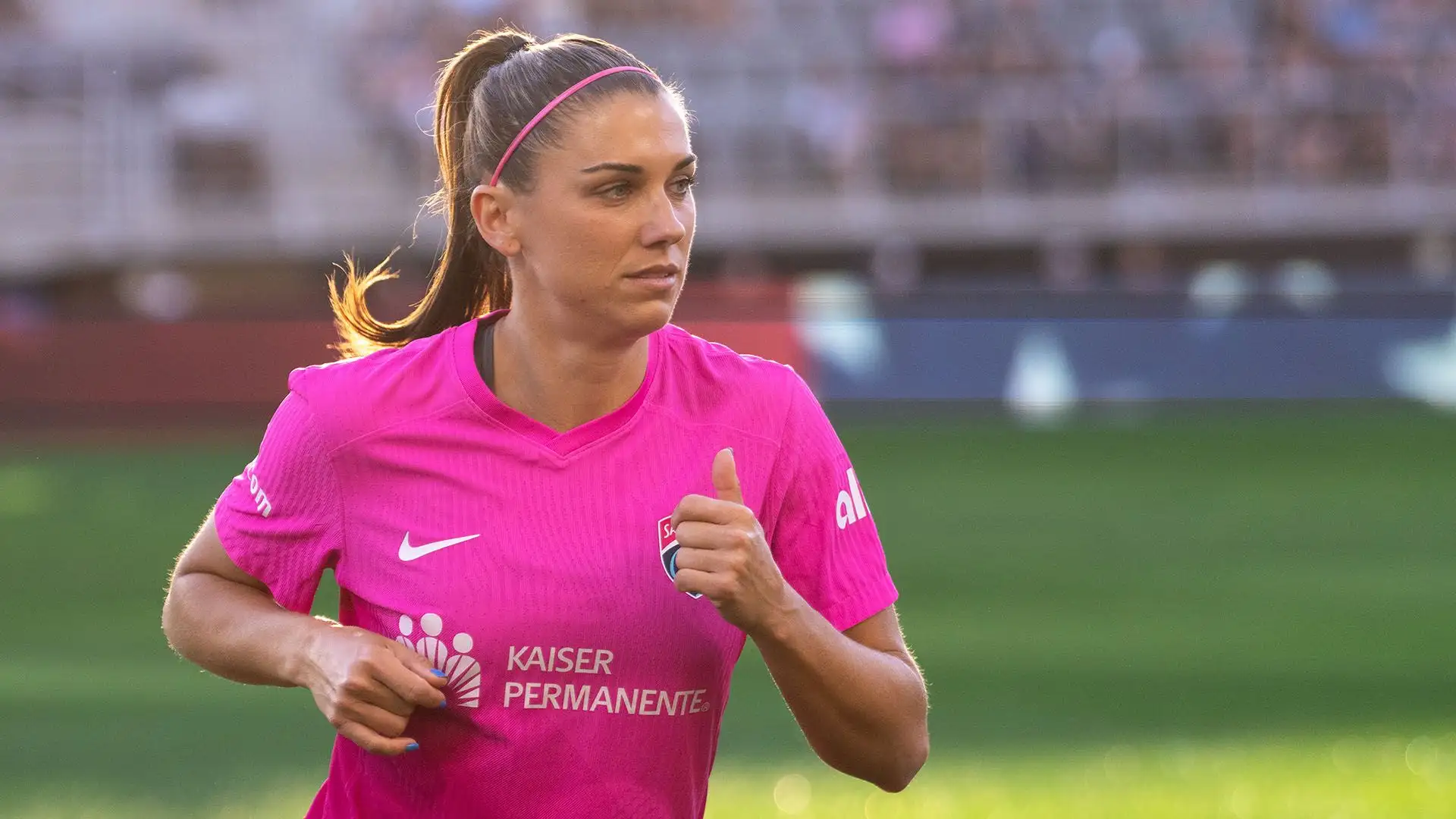 Alex Morgan: iconica calciatrice statunitense, è una delle attaccanti più temute e ammirate al mondo