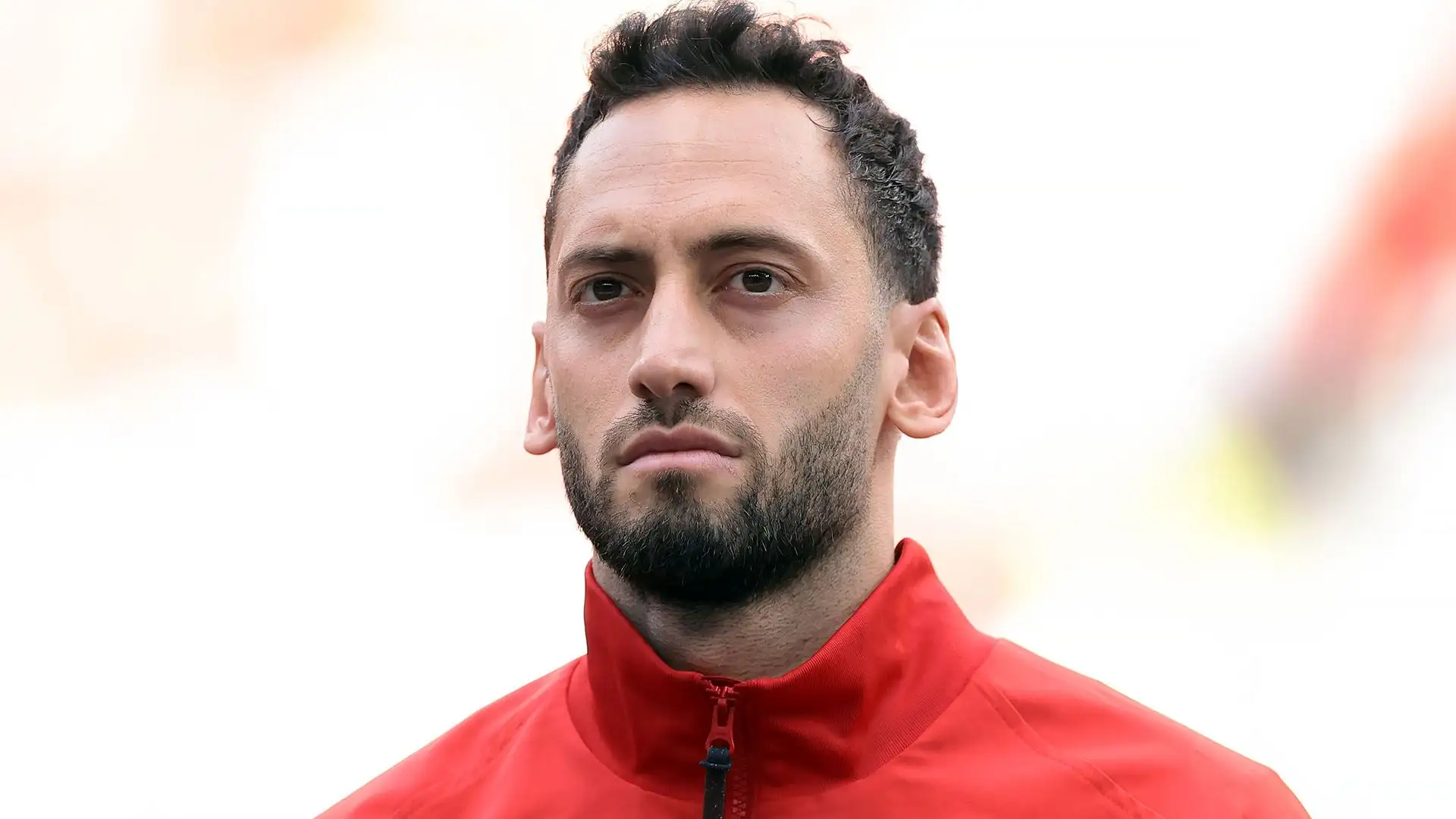 Chiaro riferimento ad Hakan Calhanoglu, come confermato anche da Marotta
