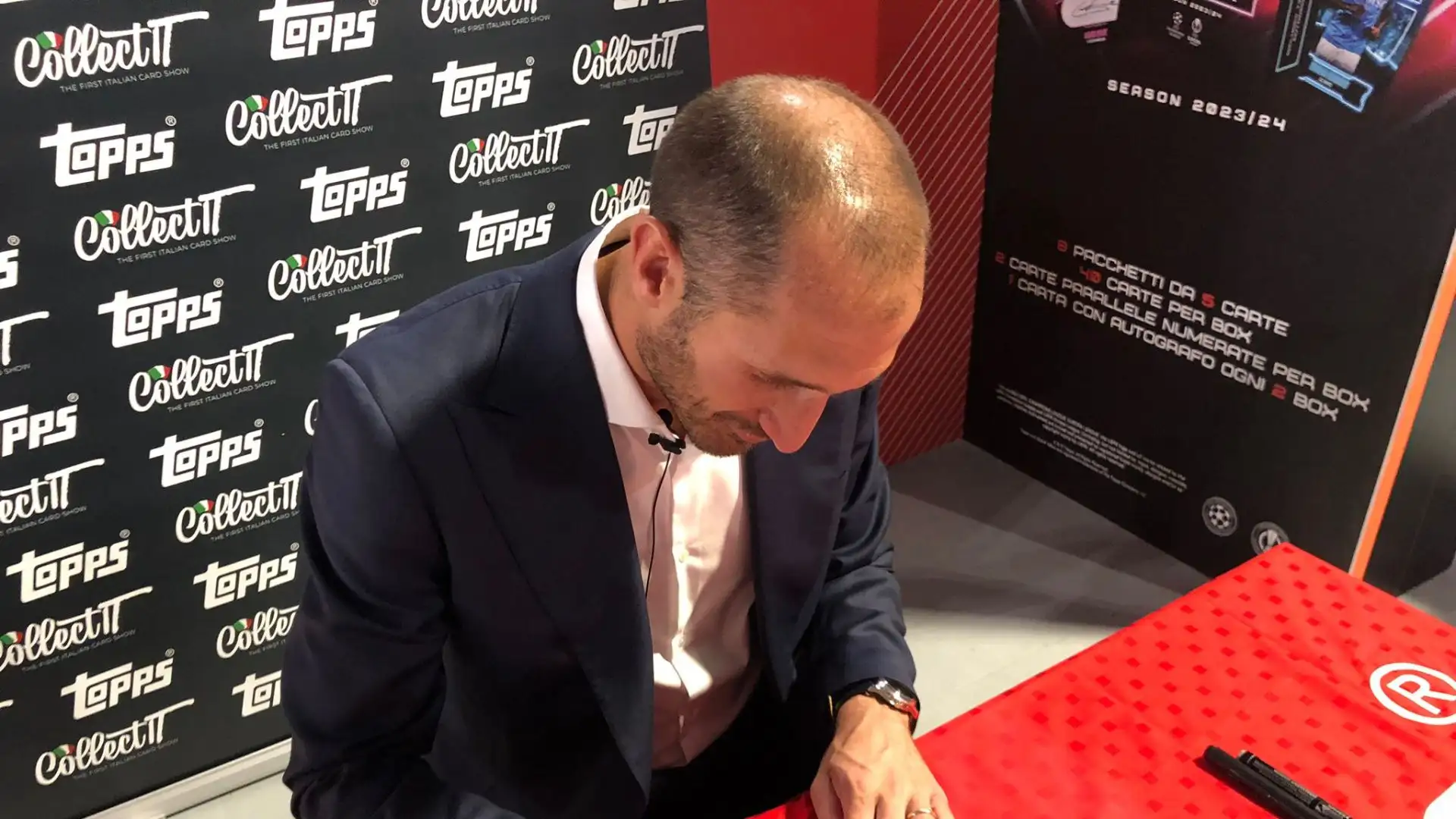Per l’occasione, infatti, Pedro Demetriou - Senior Designer Topps - ha realizzato una carta esclusiva ispirata all'uomo vitruviano con Chiellini come protagonista.