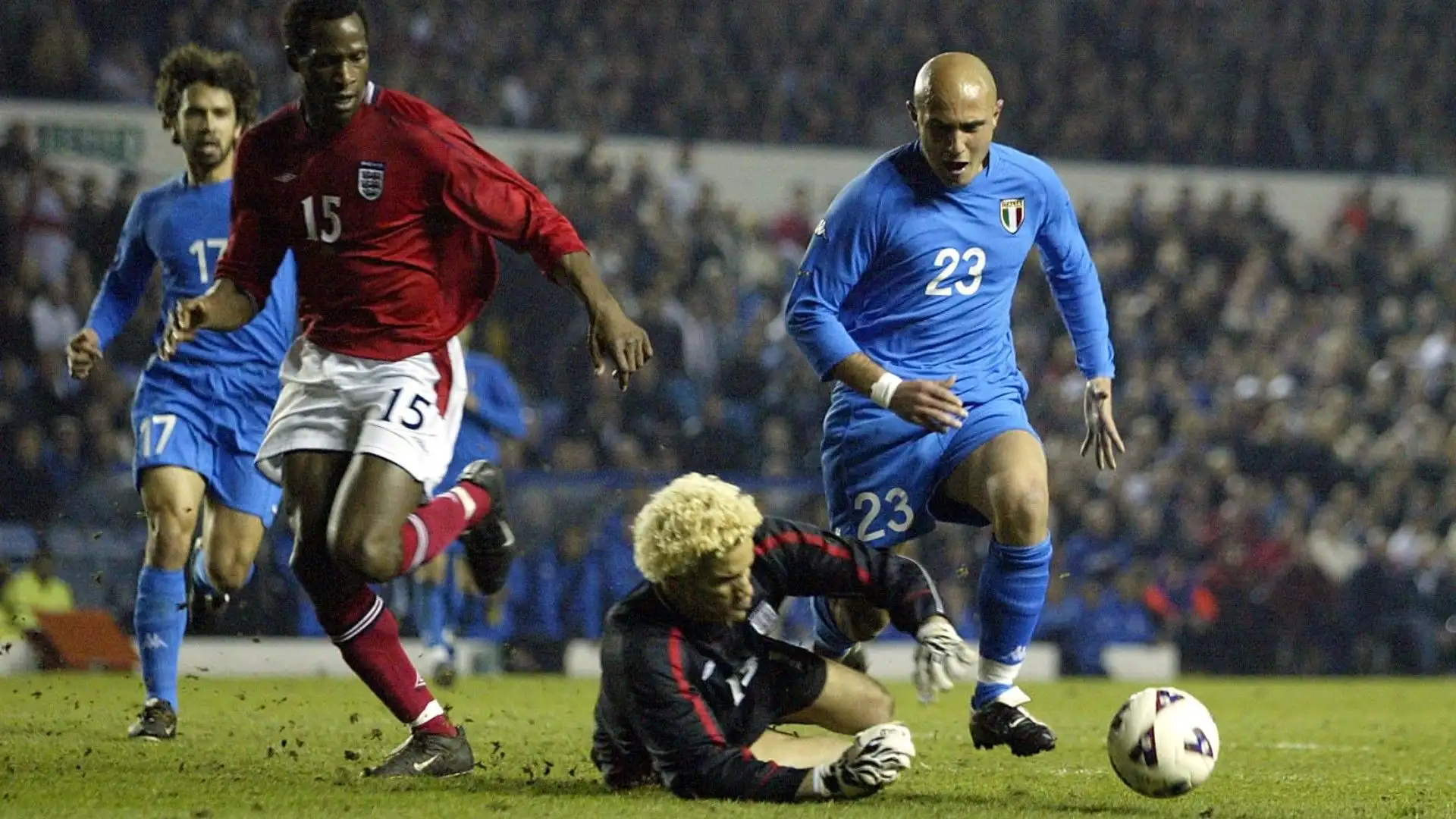Nella storia degli attaccanti della Nazionale c'è anche Massimo Maccarone: 2 partite per lui
