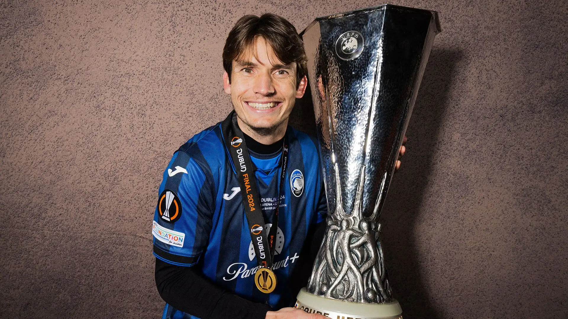 Marten de Roon (Olanda). Un infortunio lo ha privato della gioia di giocare la finale di Europa League con l'Atalanta, e anche l'Europeo