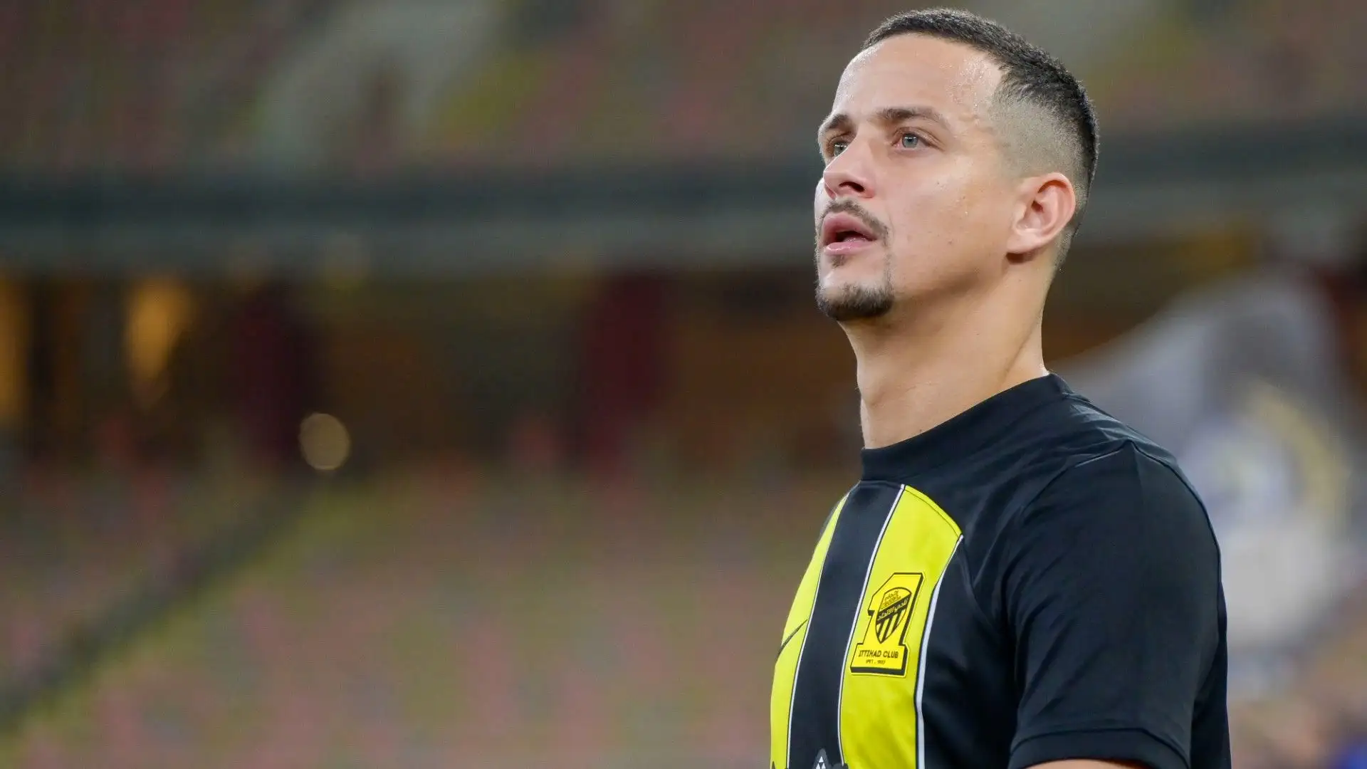 5- L'Al Ittihad ha convinto Luiz Felipe con un contratto da 10 milioni di euro l'anno
