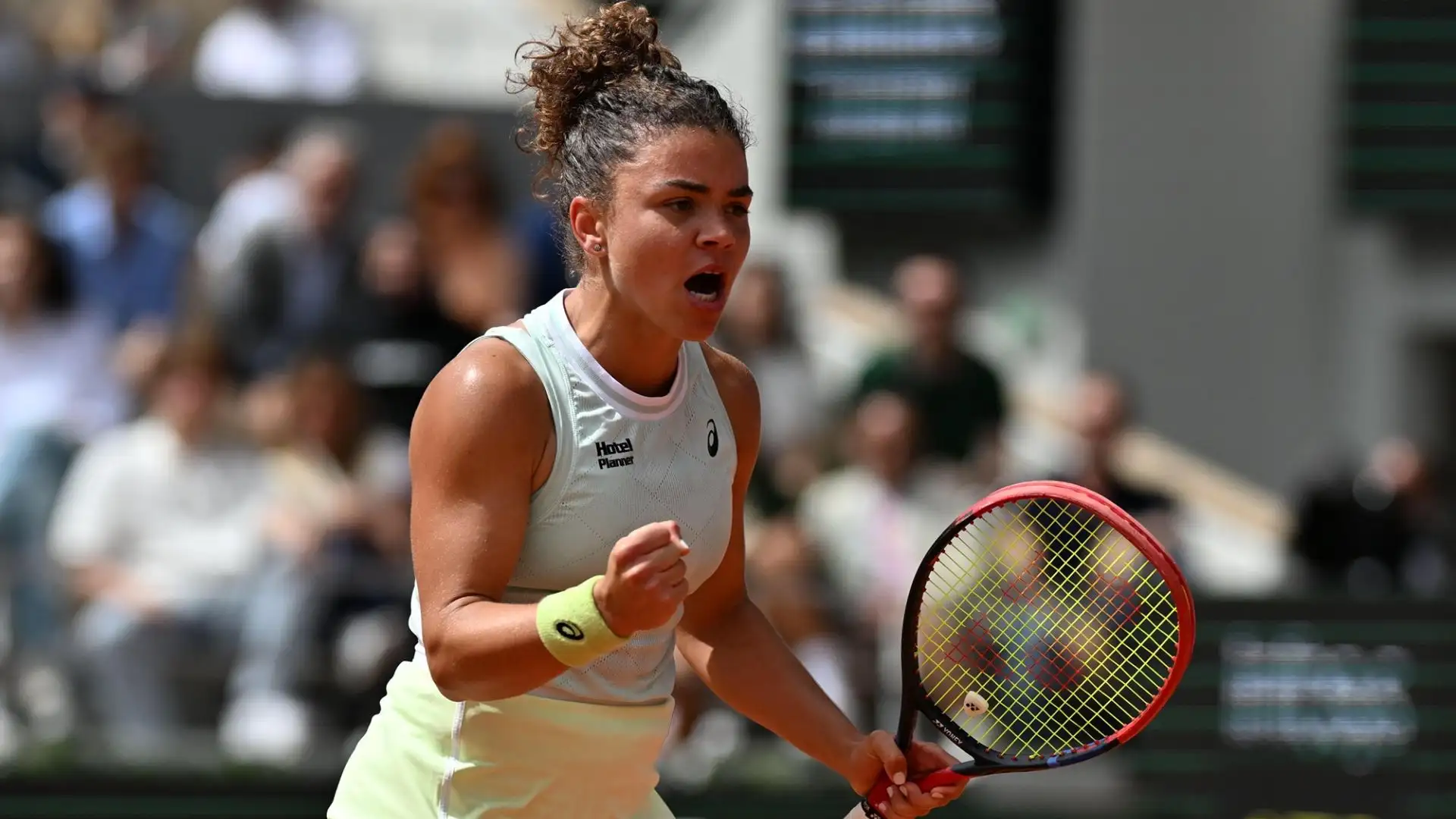 La Paolini ha raggiunto per la prima volta la semifinale in uno Slam, qualificandosi tra le migliori quattro tenniste del Roland Garros 2024