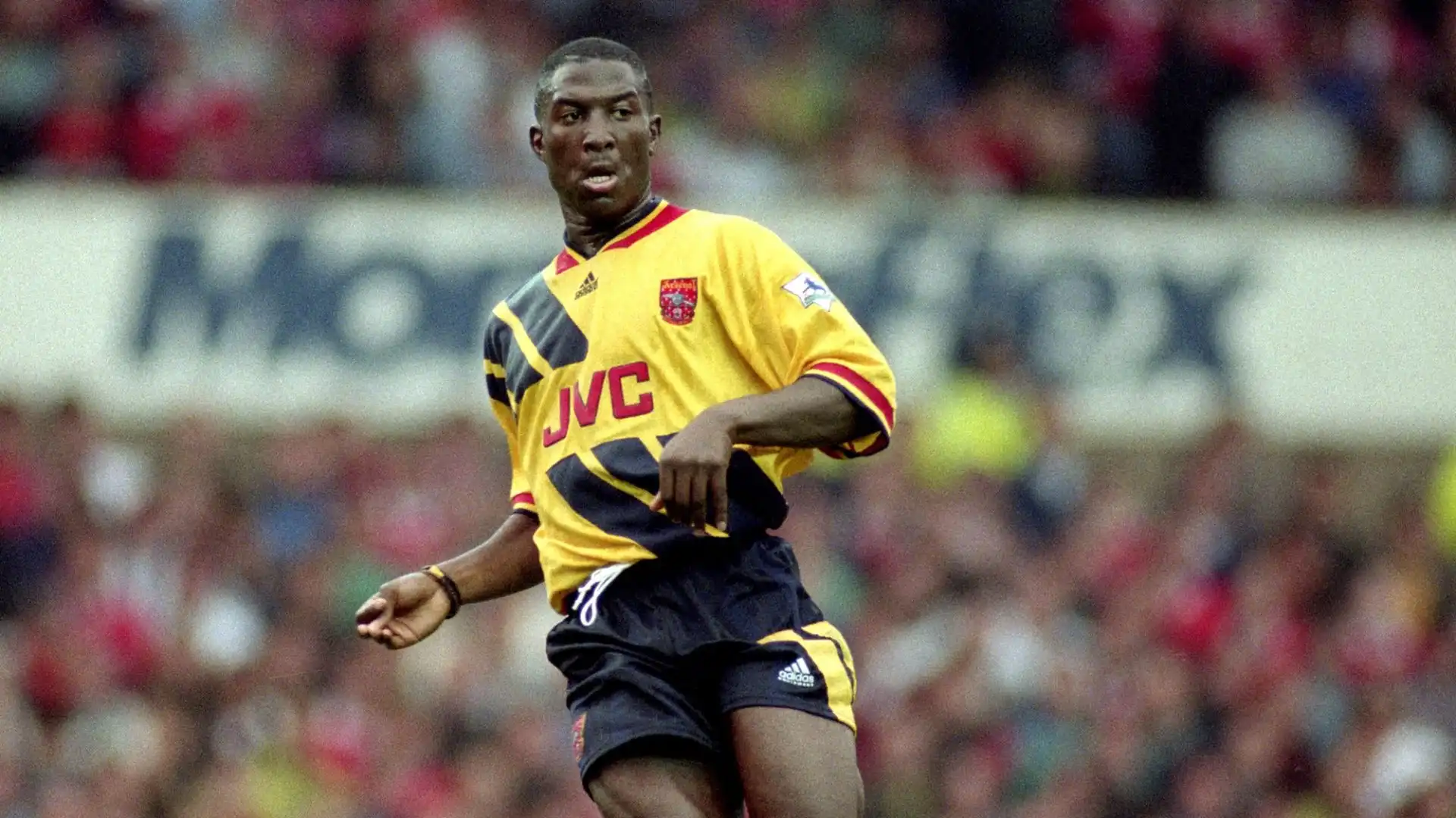 L'Inghilterra è scossa per la scomparsa di Kevin Campbell a soli 54 anni