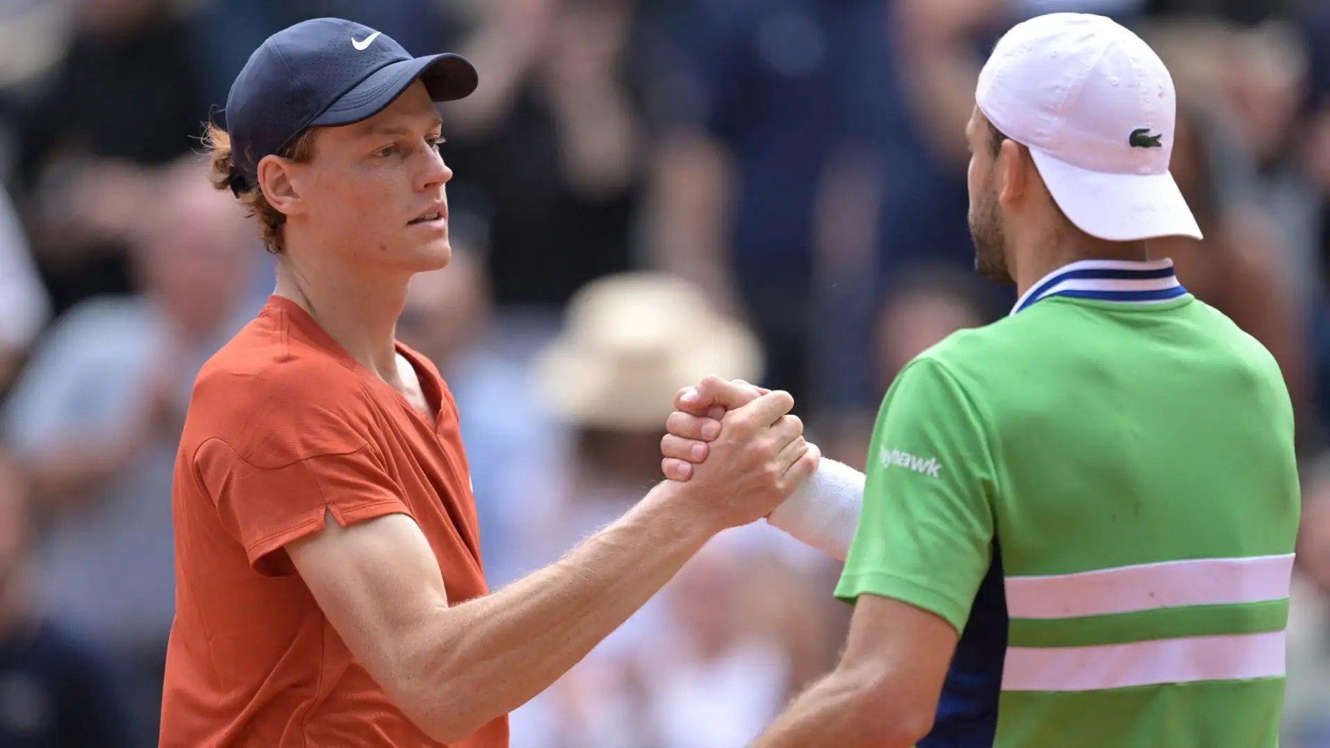 L'Azzurro è riuscito a piegare anche il bulgaro in tre set per 6-2, 6-4, 7-6, qualificandosi in semifinale a Parigi