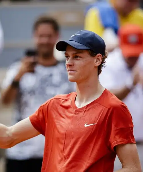 Il tennis e lo sport italiano festeggiano Jannik Sinner numero 1 del mondo