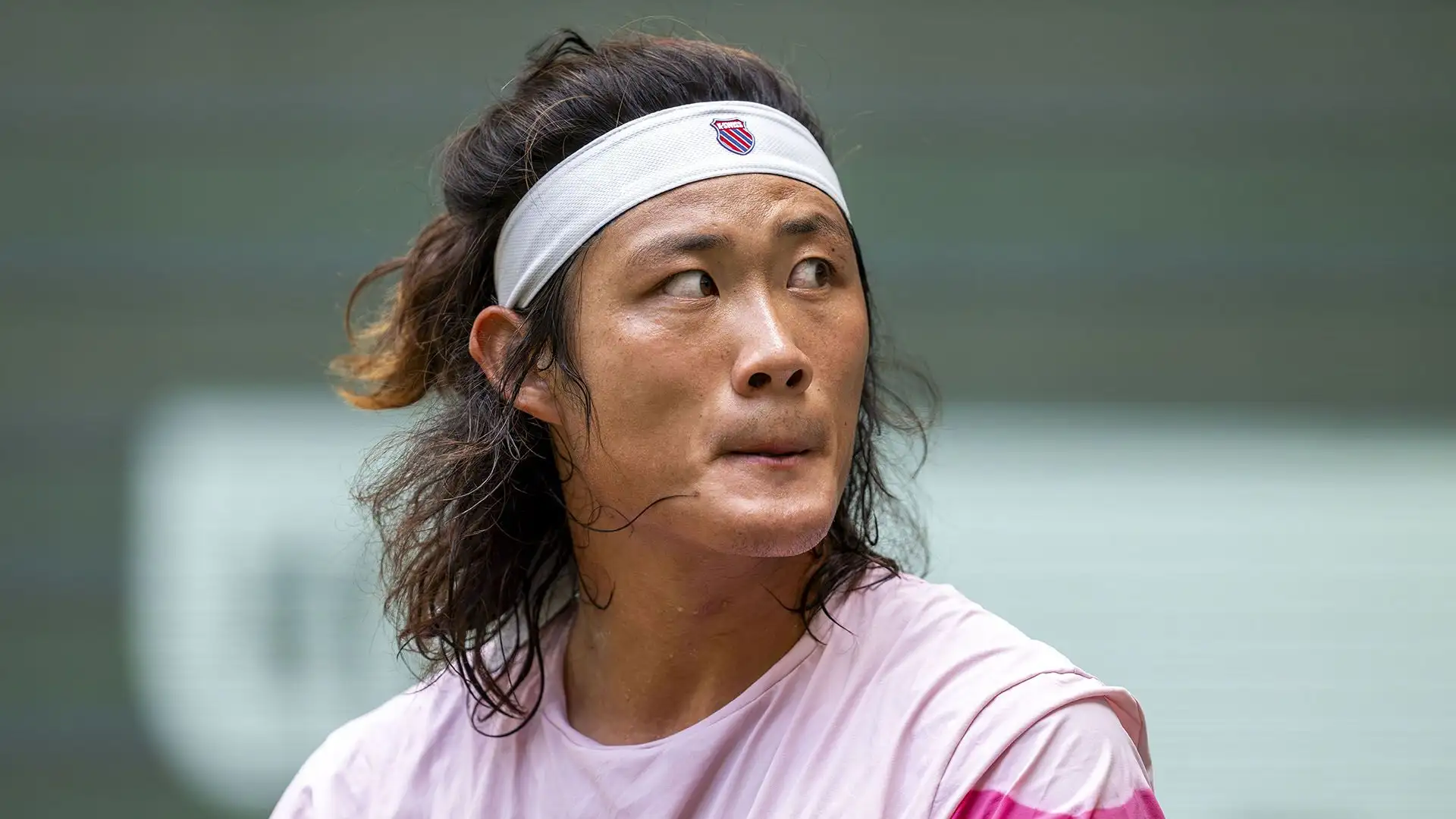 Mentre l'asiatico soffriva, Jannik rideva