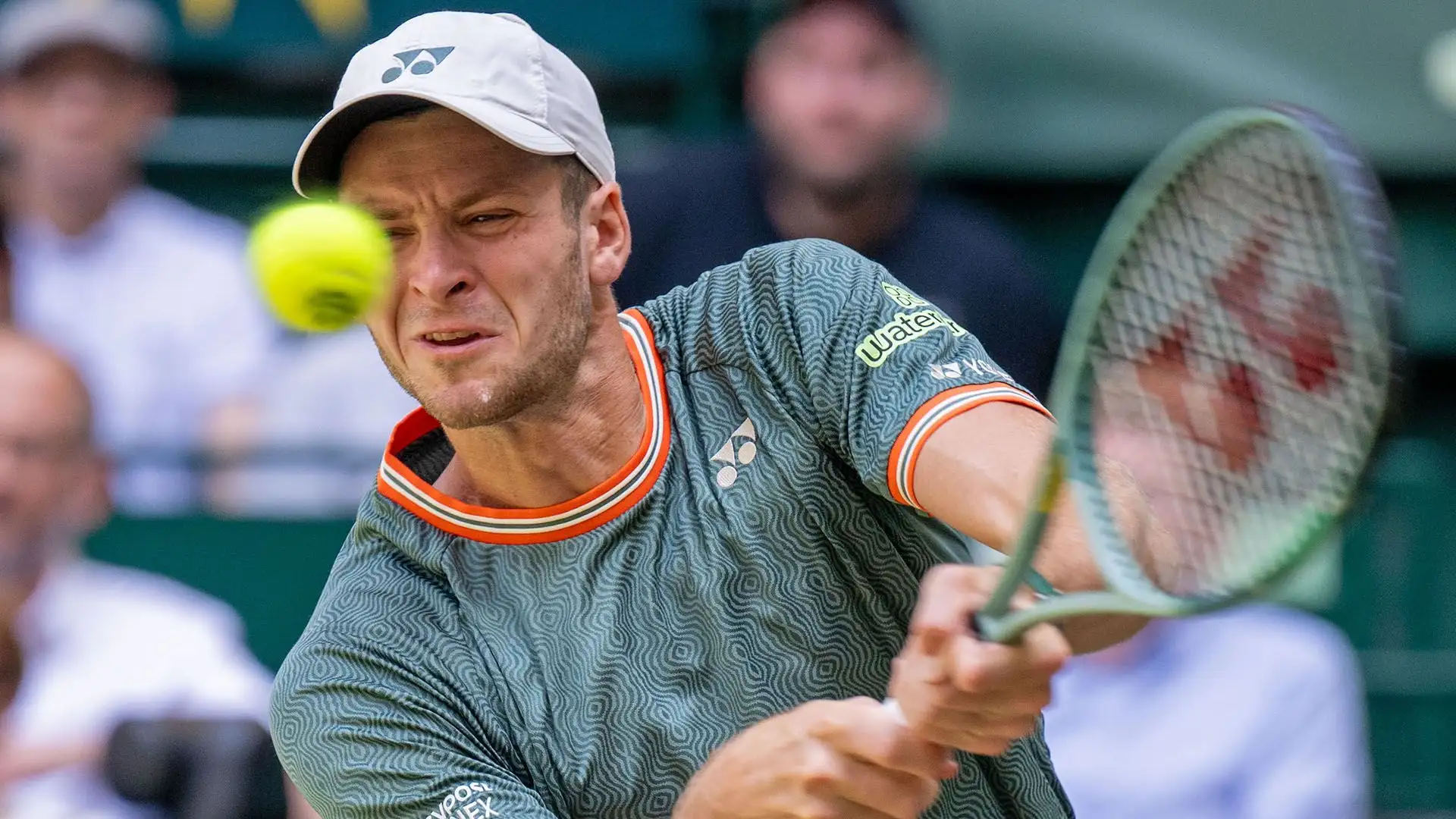 Nel secondo parziale non c'è stata storia per il tennista polacco