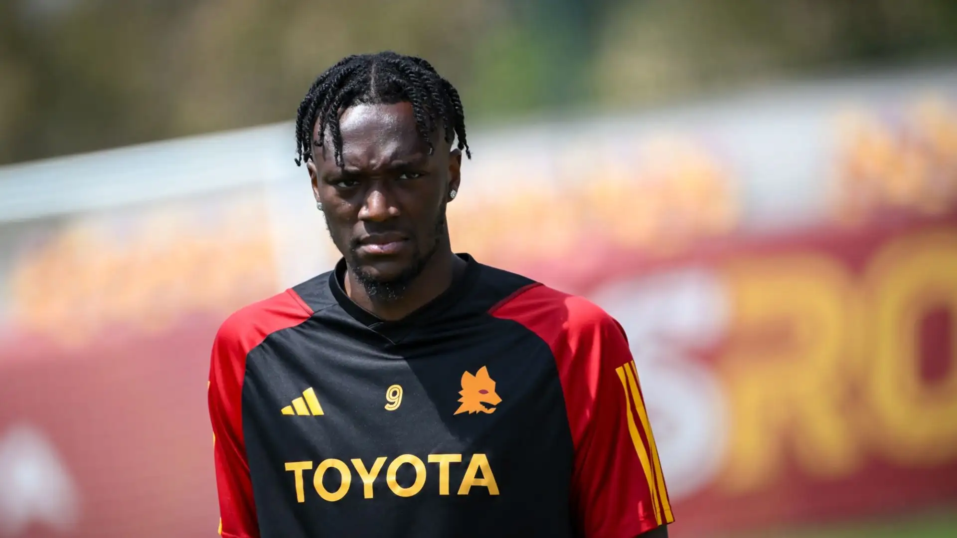 Abraham piace al nuovo tecnico del Milan Paulo Fonseca
