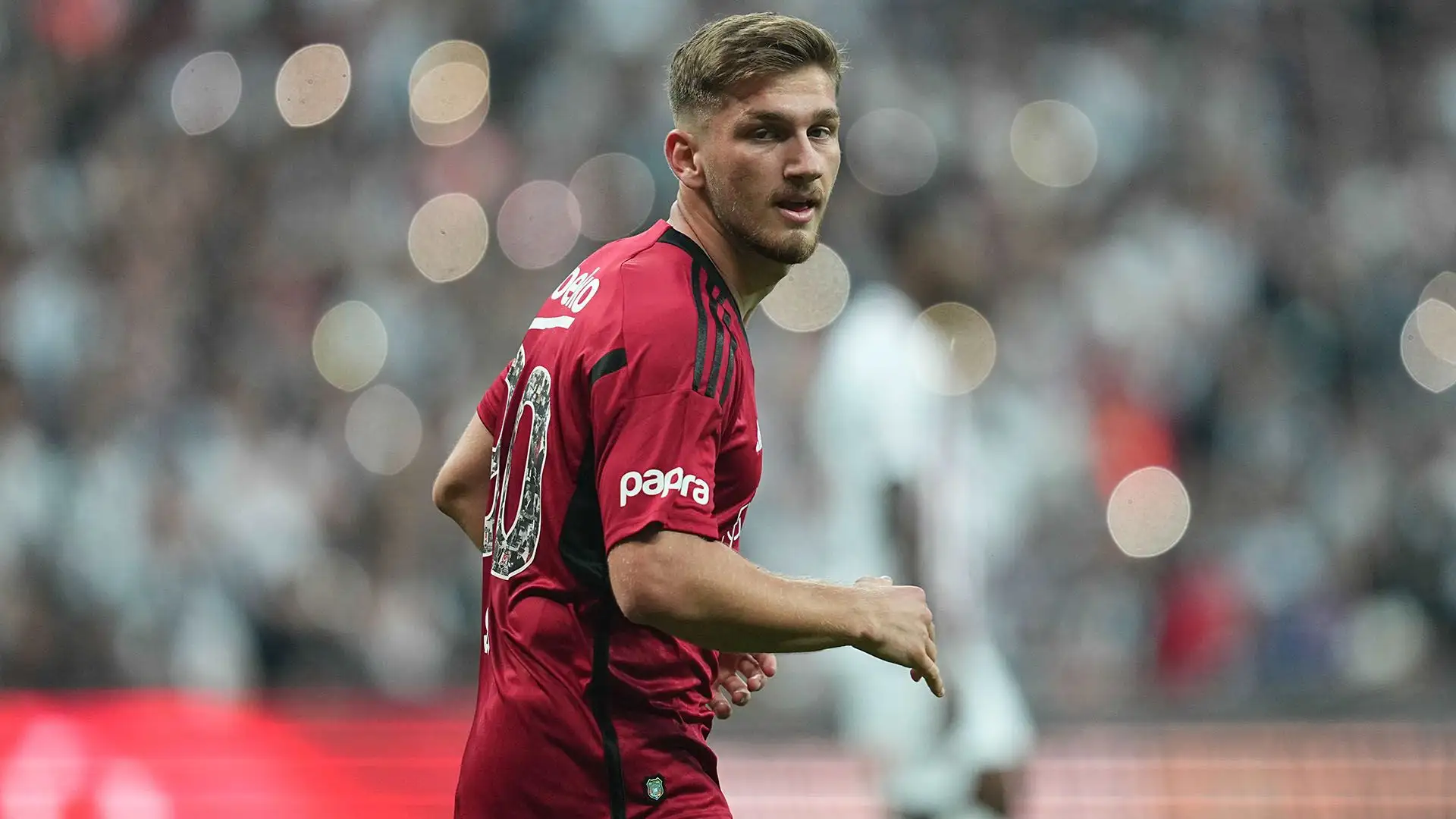 Il giocatore è cresciuto nelle giovanili del Besiktas e ora sembra pronto per il grande salto in un top club.
