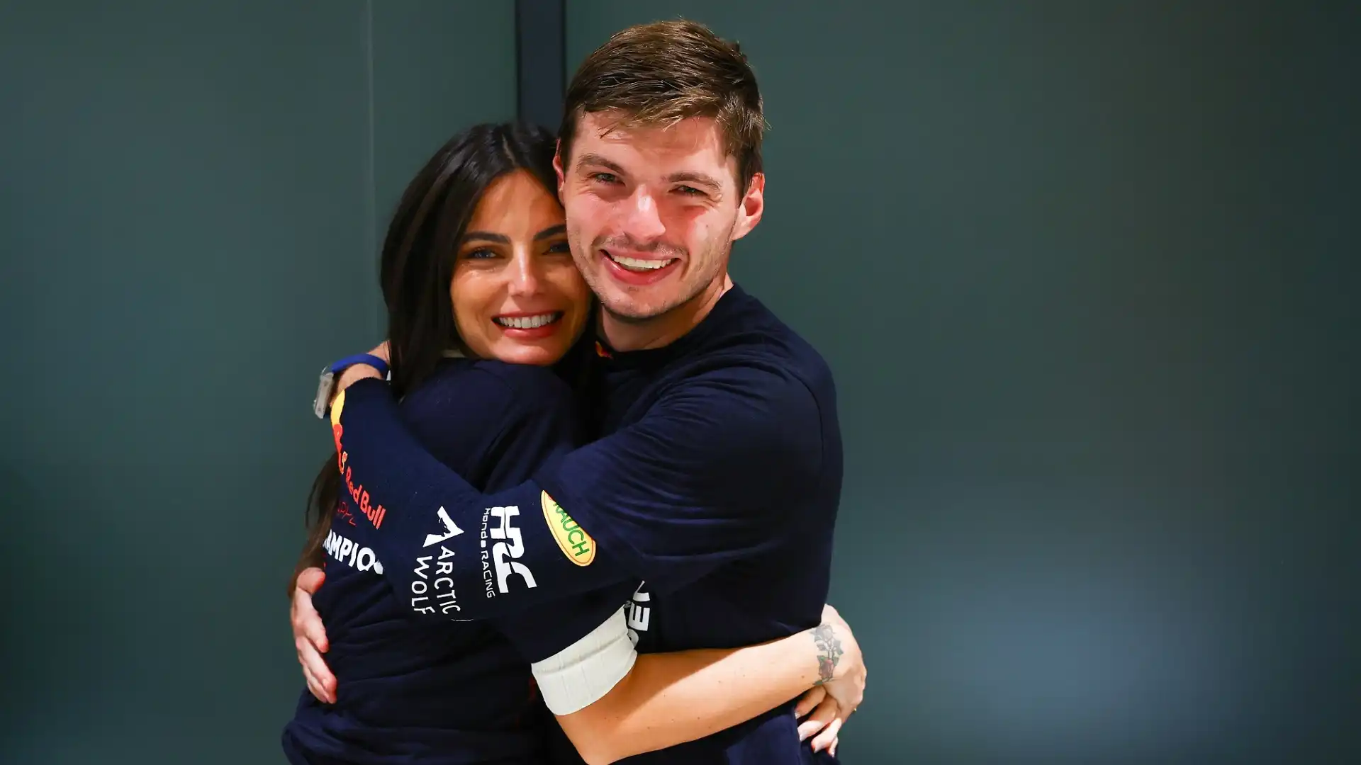 Max Verstappen e Kelly Piquet sono la coppia più popolare del circus di Formula 1