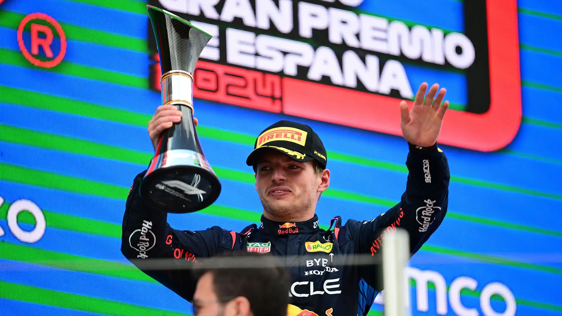 Il dominio di Verstappen sta spazientendo molti tifosi, e anche in Spagna sono arrivati fischi durante le cerimonia sul podio