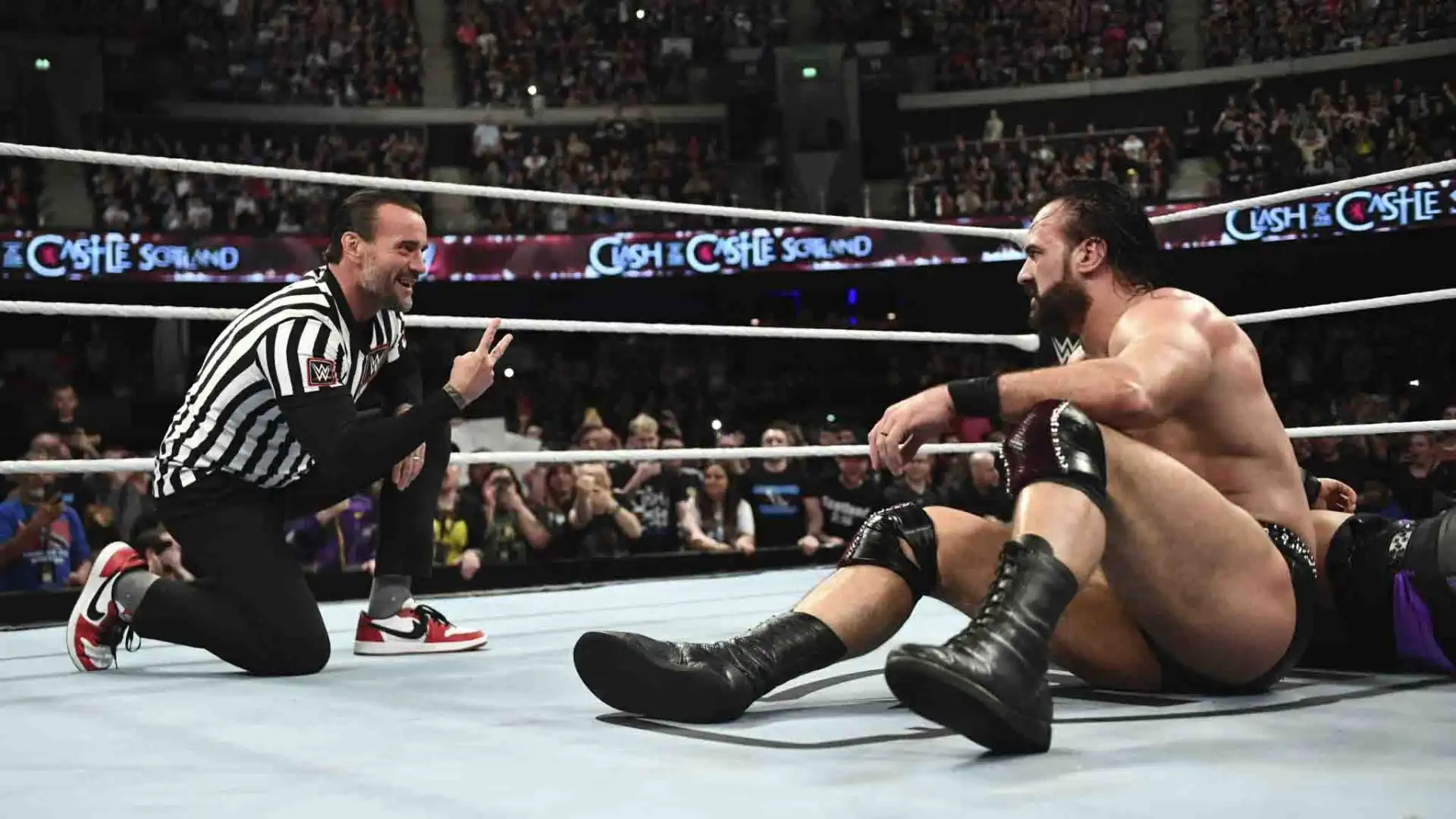 Sold out per WWE Clash at the Castle: Scotland, grandissimo evento che ha comunque esaltato i fan presenti all’arena, nonostante la sconfitta di Drew.