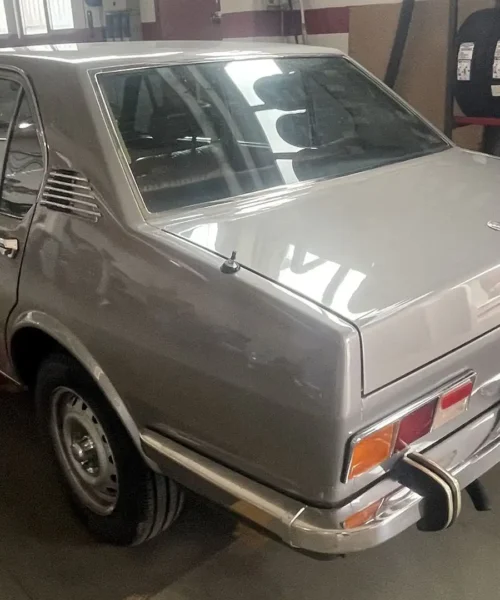 Alfa Romeo Alfetta, la rivoluzione tecnica che cambiò tutto: le foto