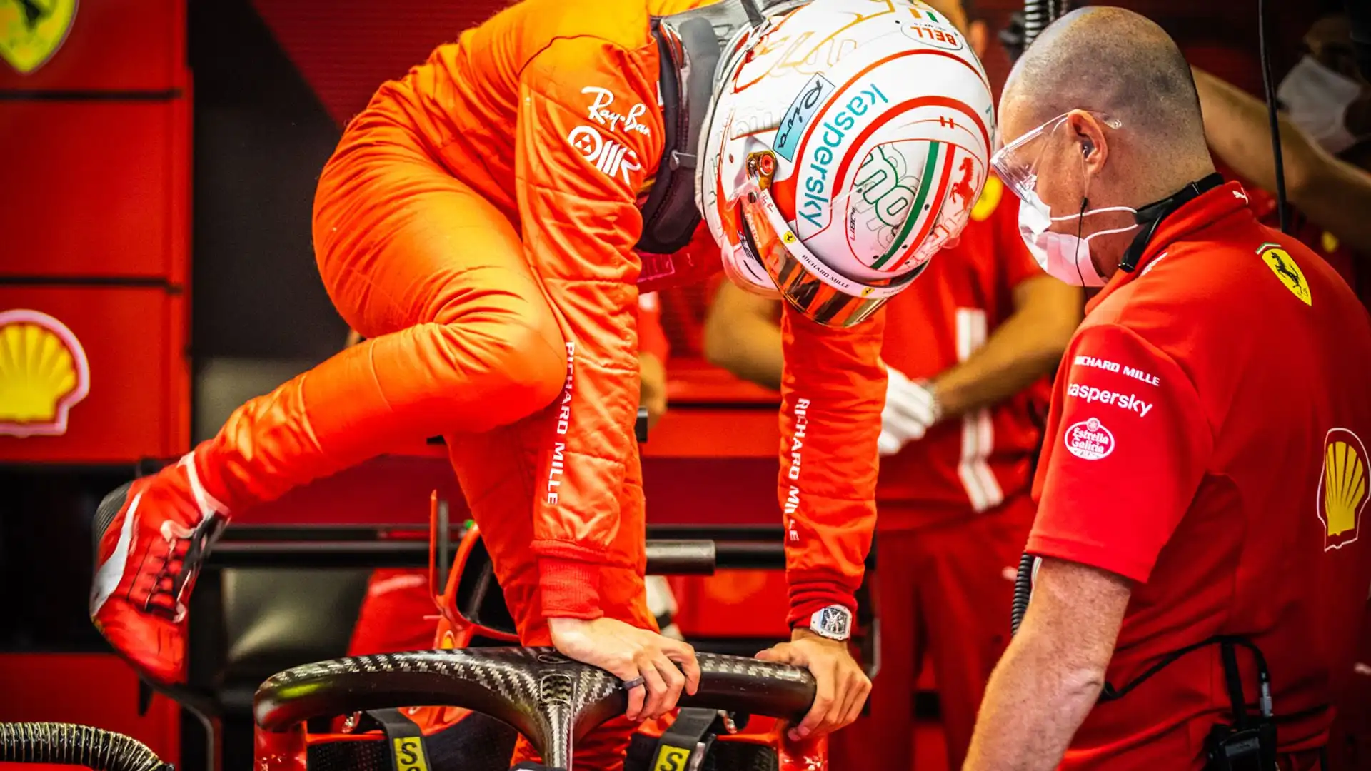 Charles Leclerc sta passando un periodo difficile in Ferrari.