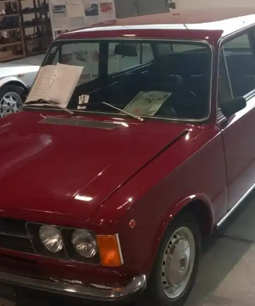 La Fiat 124: le foto di un’automobile per le famiglie