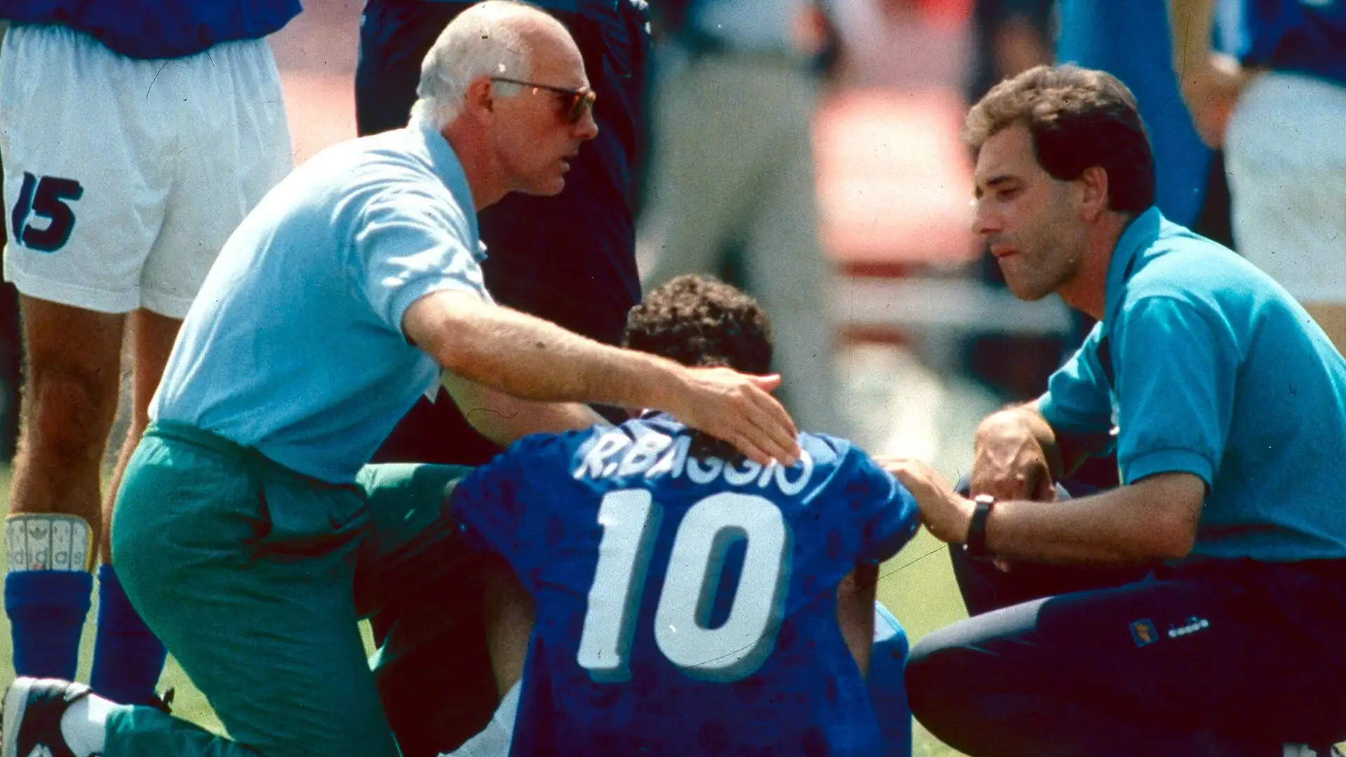 Il gesto di Arrigo Sacchi, con cui fu in contrasto per tutta la rassegna iridata