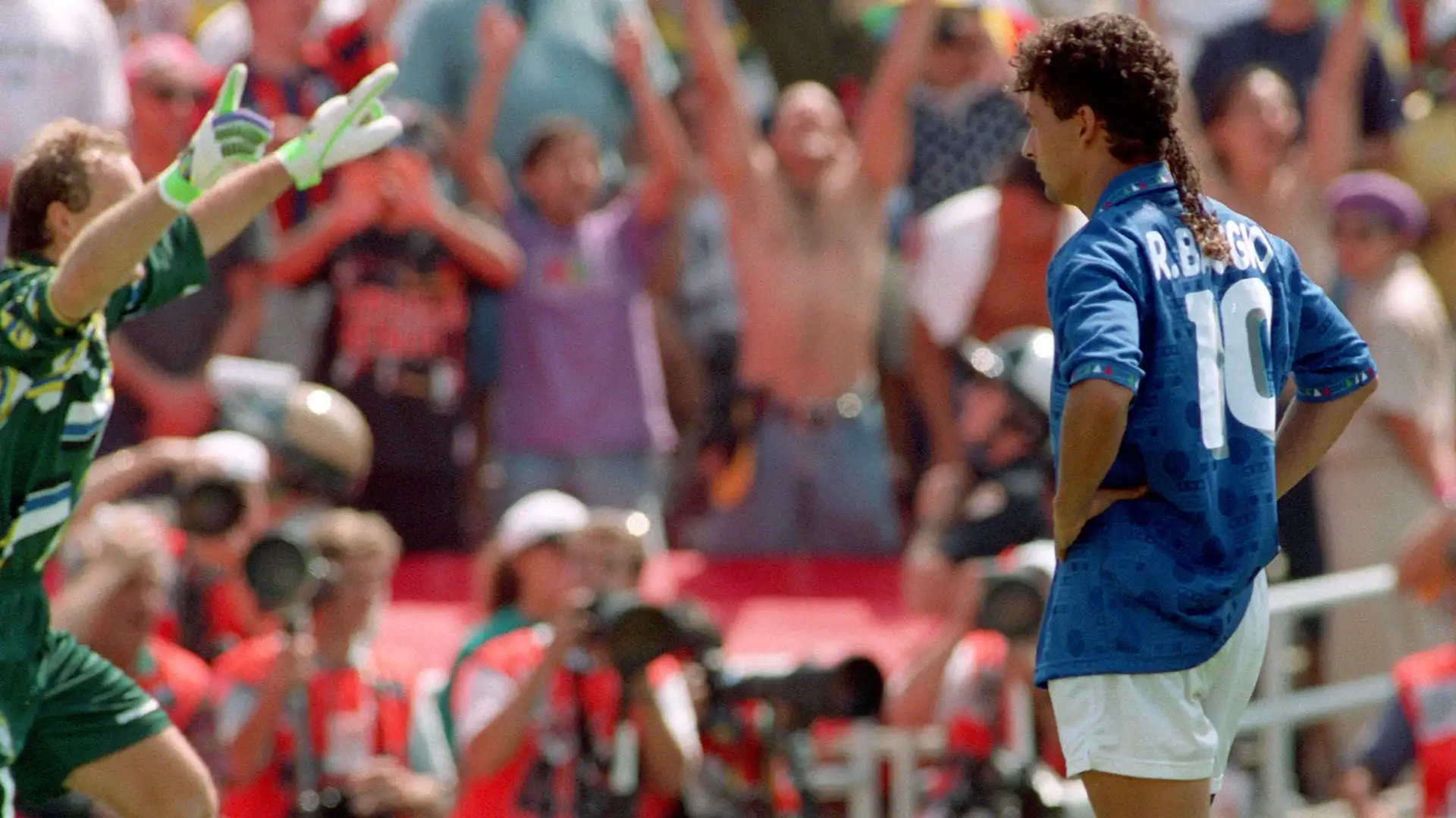 Baggio sbagliò l'ultimo tiro dal dischetto, prima di lui decisivi anche gli errori di Baresi e Massaro