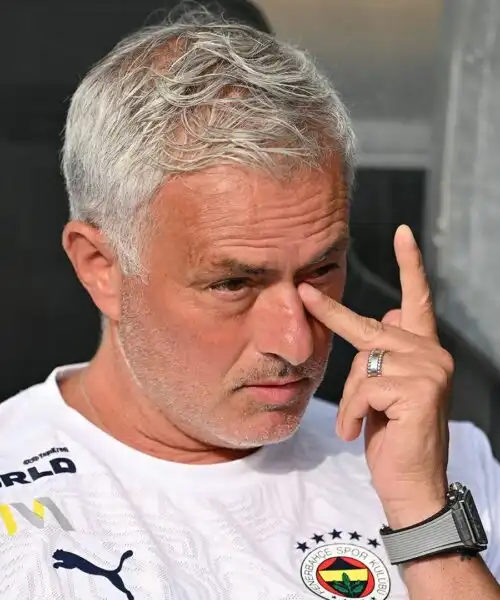 José Mourinho pesca dal Milan: assalto al bomber. Le foto