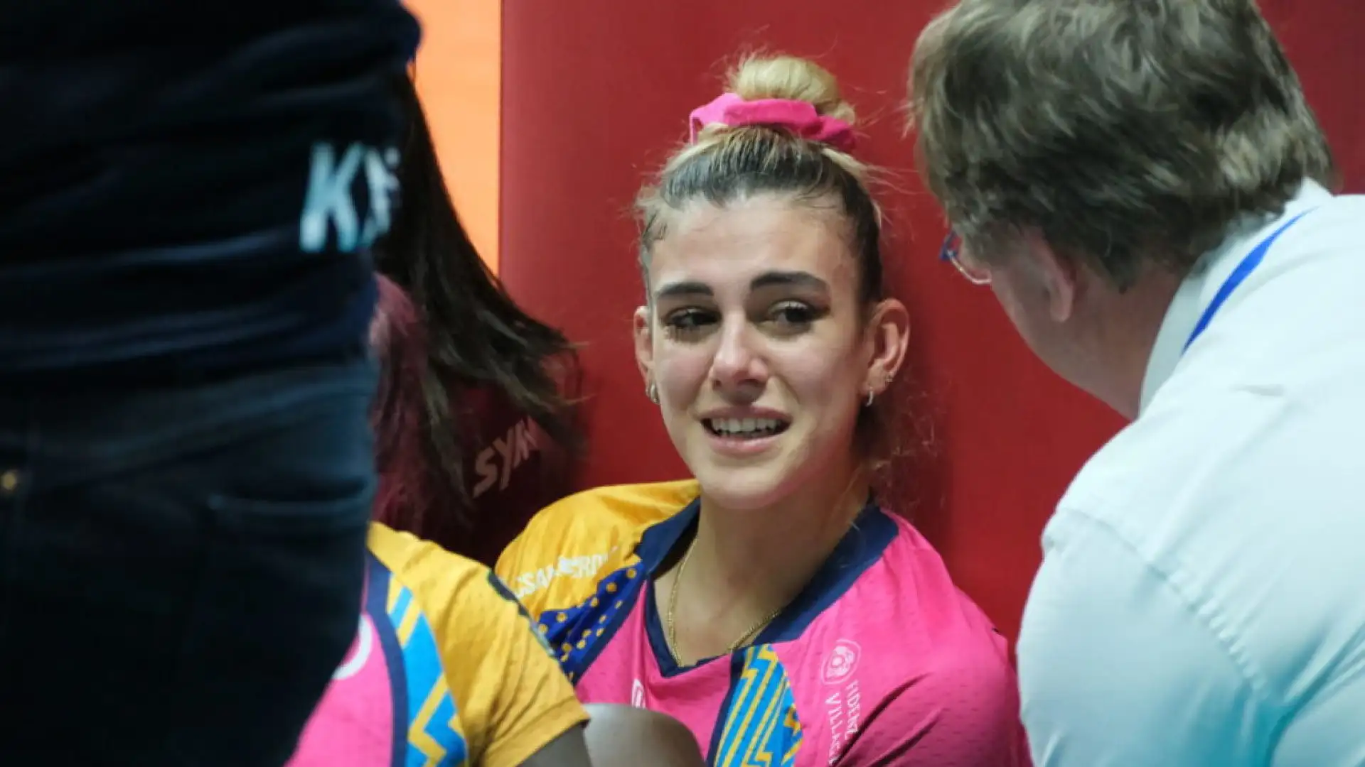 Orro in quell'occasione recuperò a tempo di record da un infortunio alla caviglia e chiuse in lacrime tra dolore e felicità.