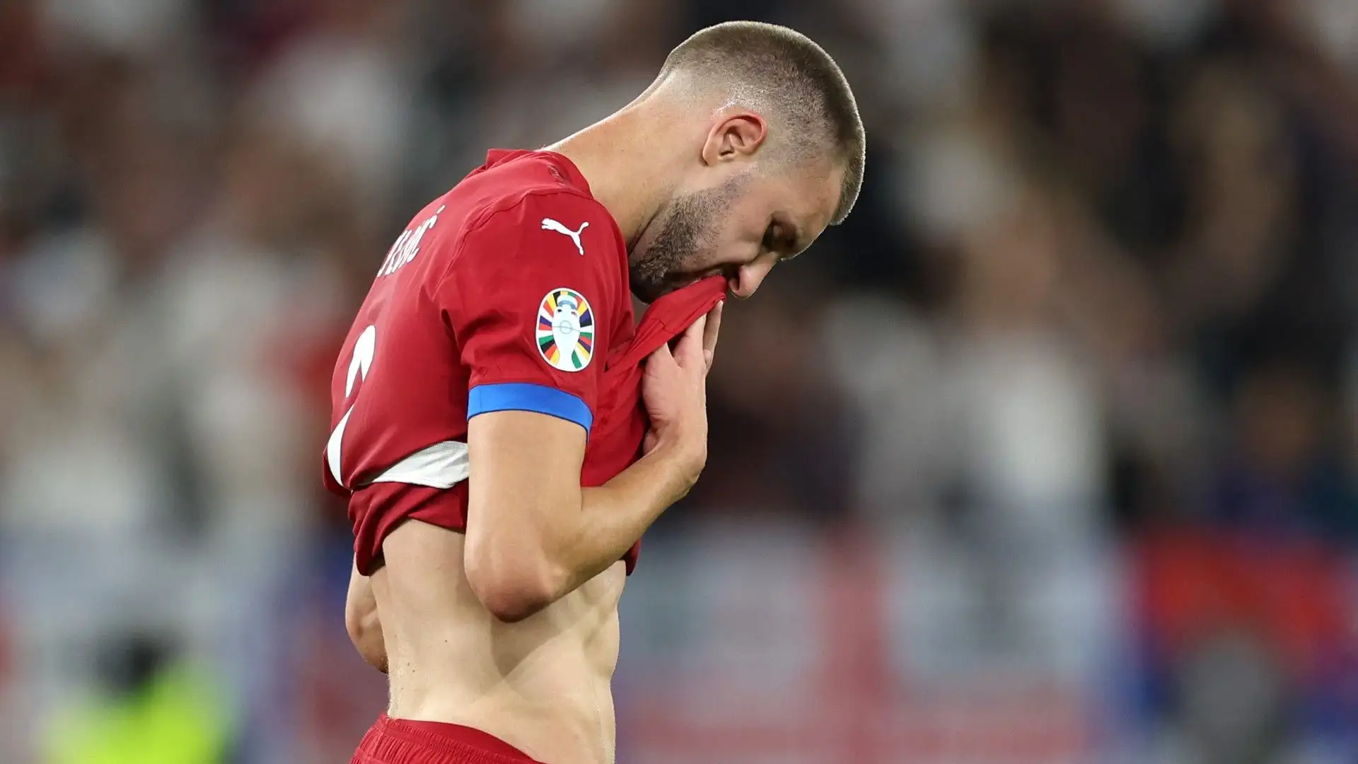 Il Milan ha bisogno di un difensore e ha scelto il gigante serbo
