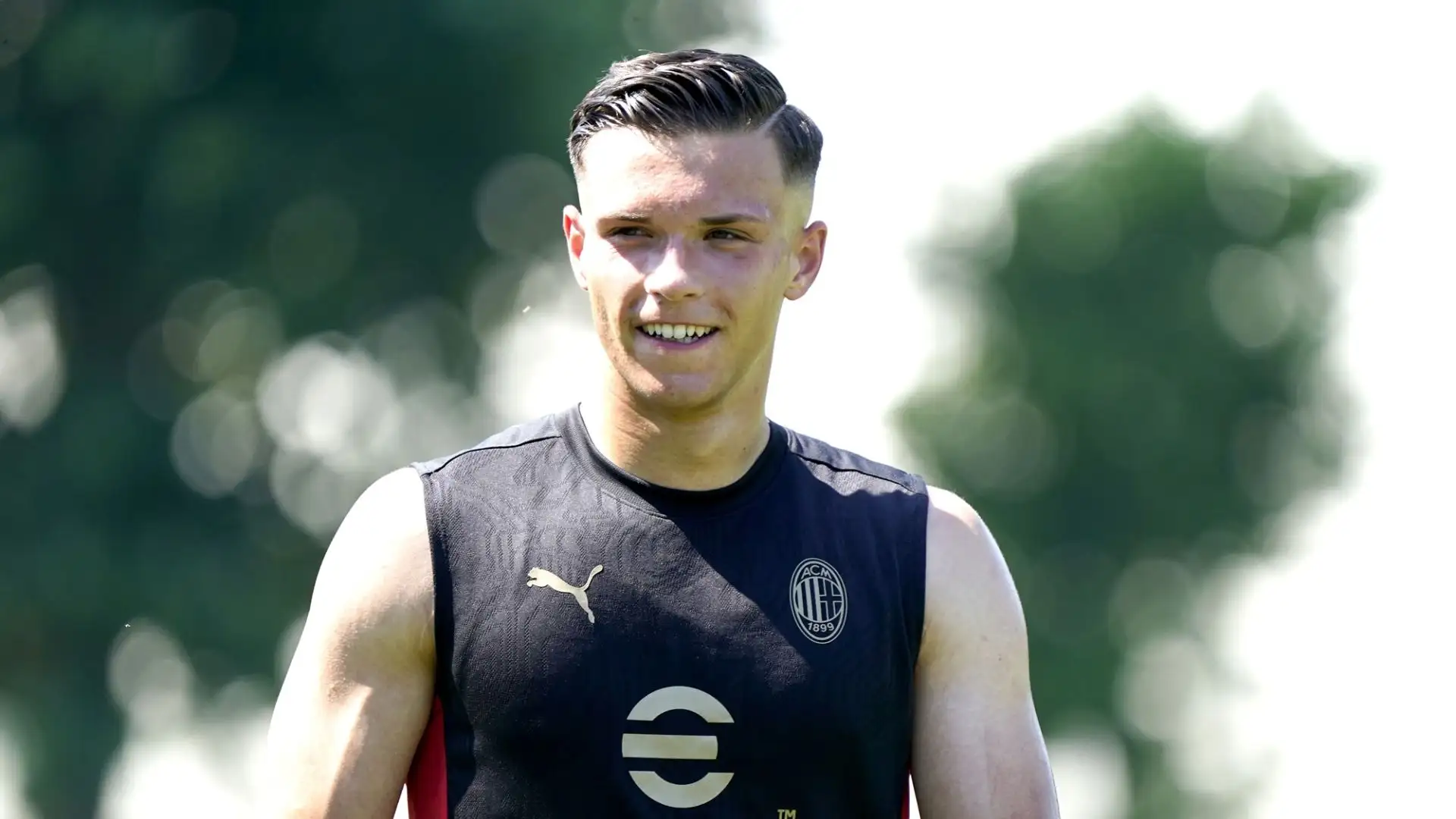 Secondo le indiscrezioni, i rossoneri stanno trattando con l'Anderlecht la cessione di Jan-Carlo Simic, difensore della Primavera rossonera nella scorsa stagione
