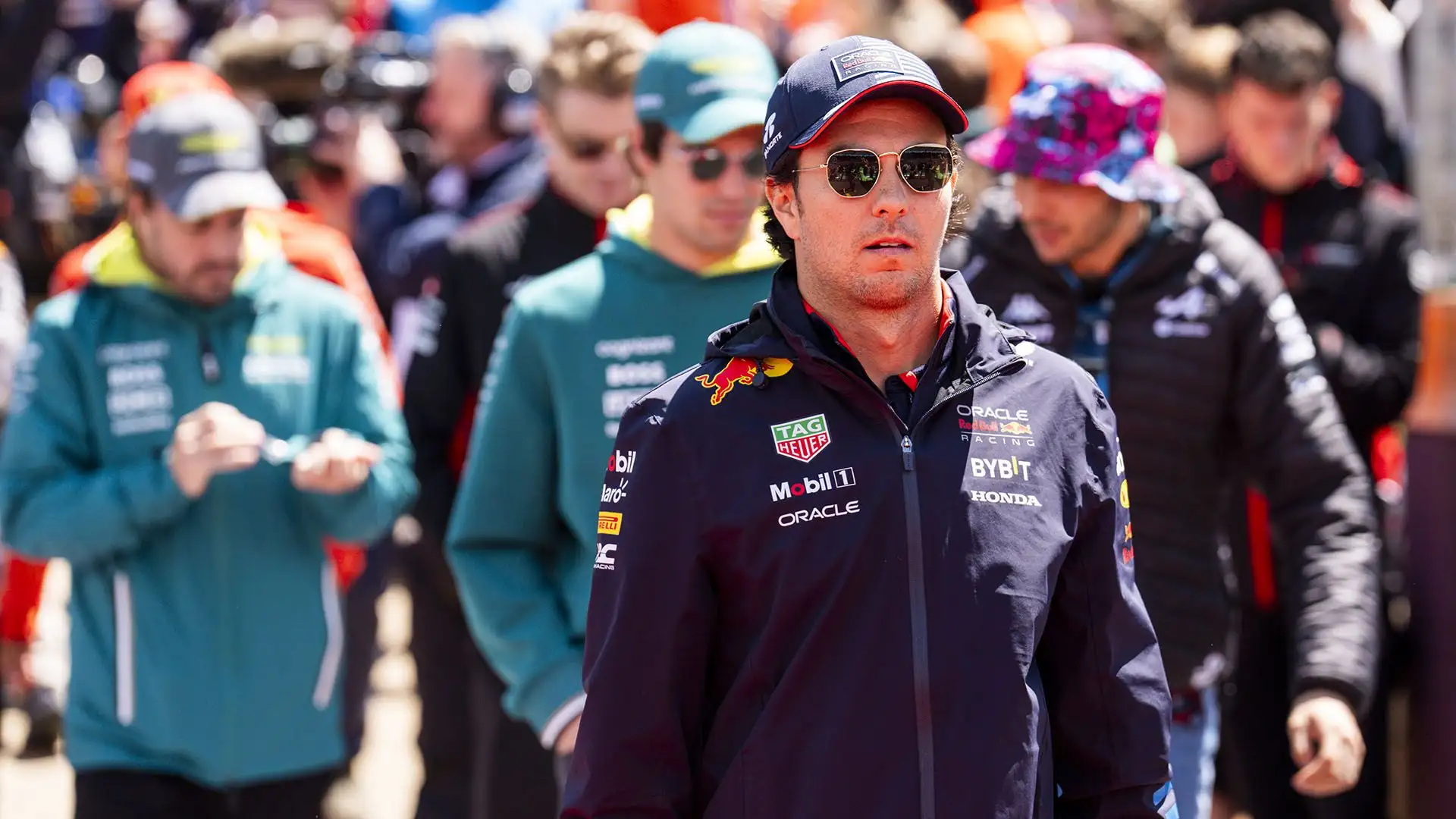 Il rendimento del pilota messicano è crollato dopo il rinnovo di contratto con la Red Bull