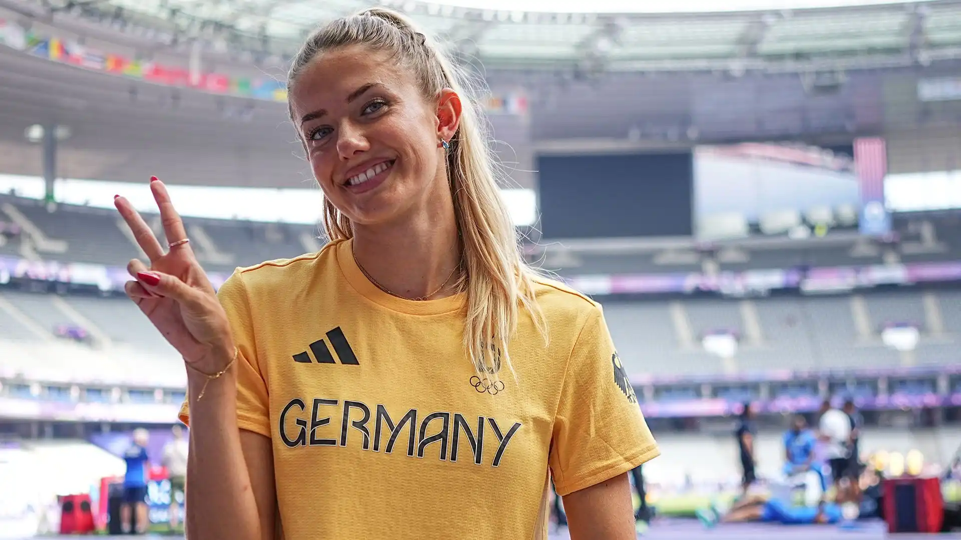 Alica Schmidt pronta a splendere a Parigi: le foto della regina della pista
