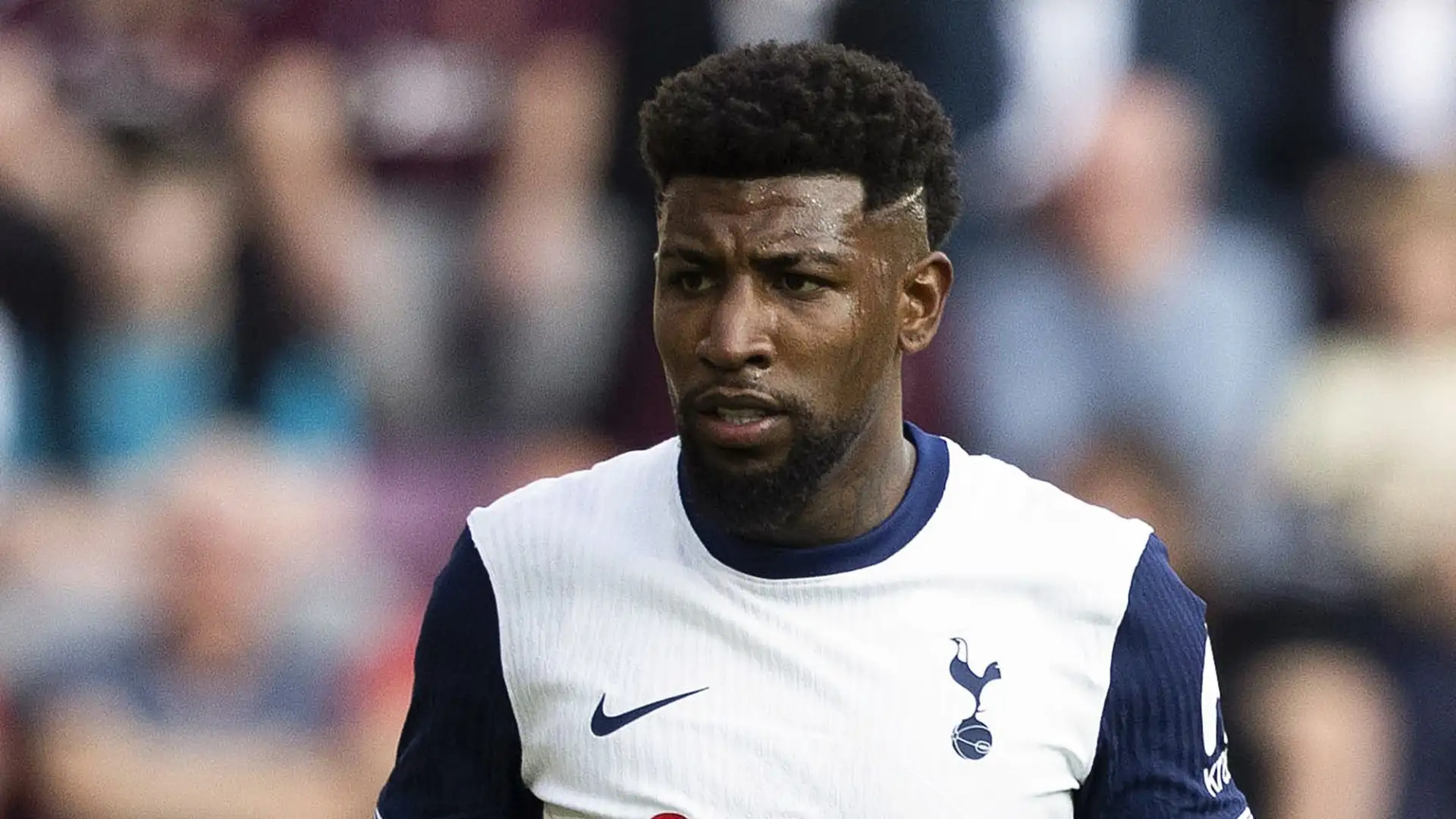 Emerson Royal sarà un giocatore dei rossoneri entro i prossimi giorni