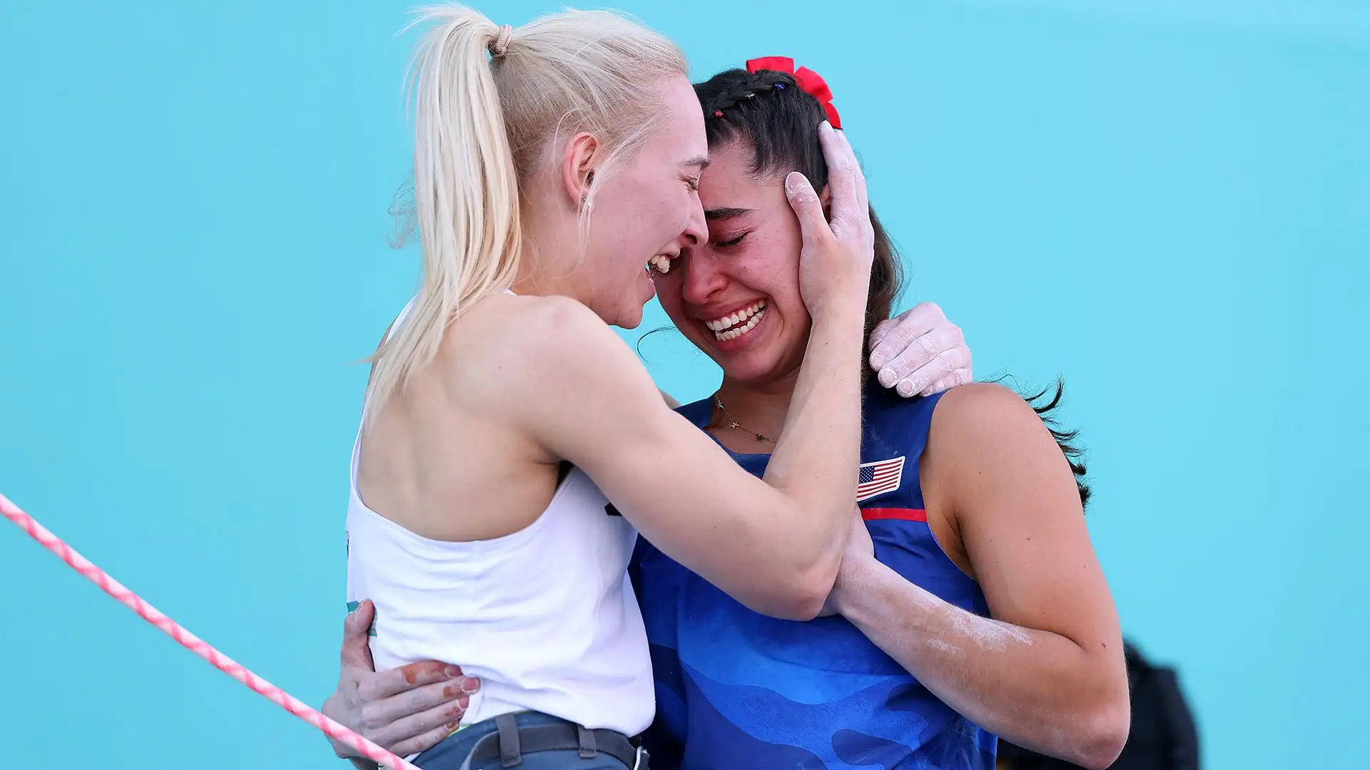 Con grande sportività ha anche consolato la rivale

