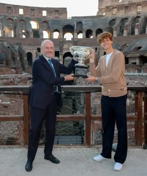 Jannik Sinner, una vittoria che vale triplo: tutti i motivi per festeggiare