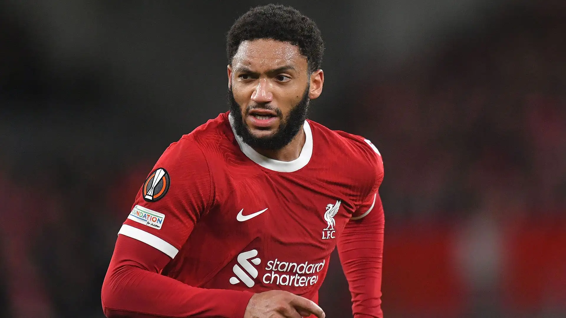 Joe Gomez può giocare sia come difensore centrale che come terzino
