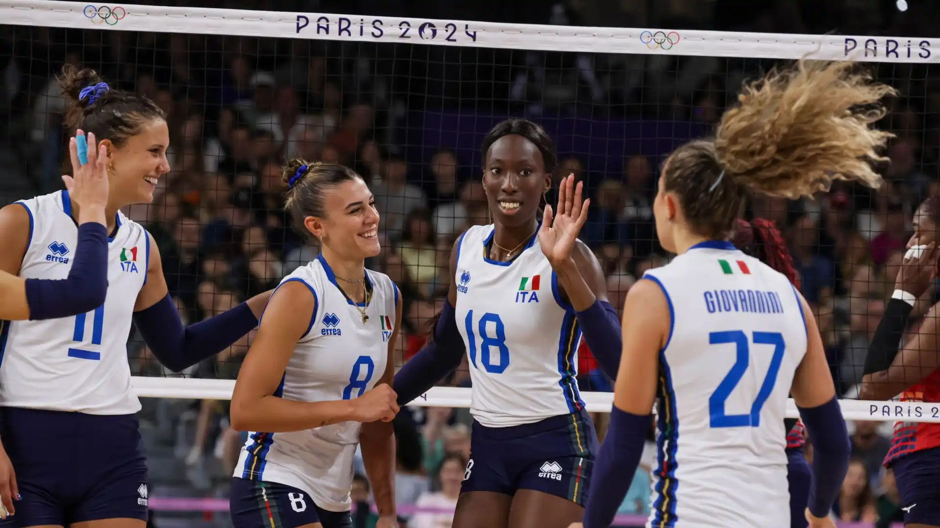 La Nazionale Femminile ha iniziato il suo percorso in questi Giochi Olimpici con una vittoria per  3-1 (25-19, 24-26, 25-21, 25-18) contro la Repubblica Dominicana. 