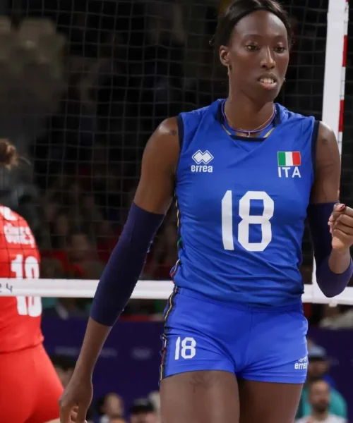 Paola Egonu spezza il silenzio e vuota il sacco su una compagna: le foto