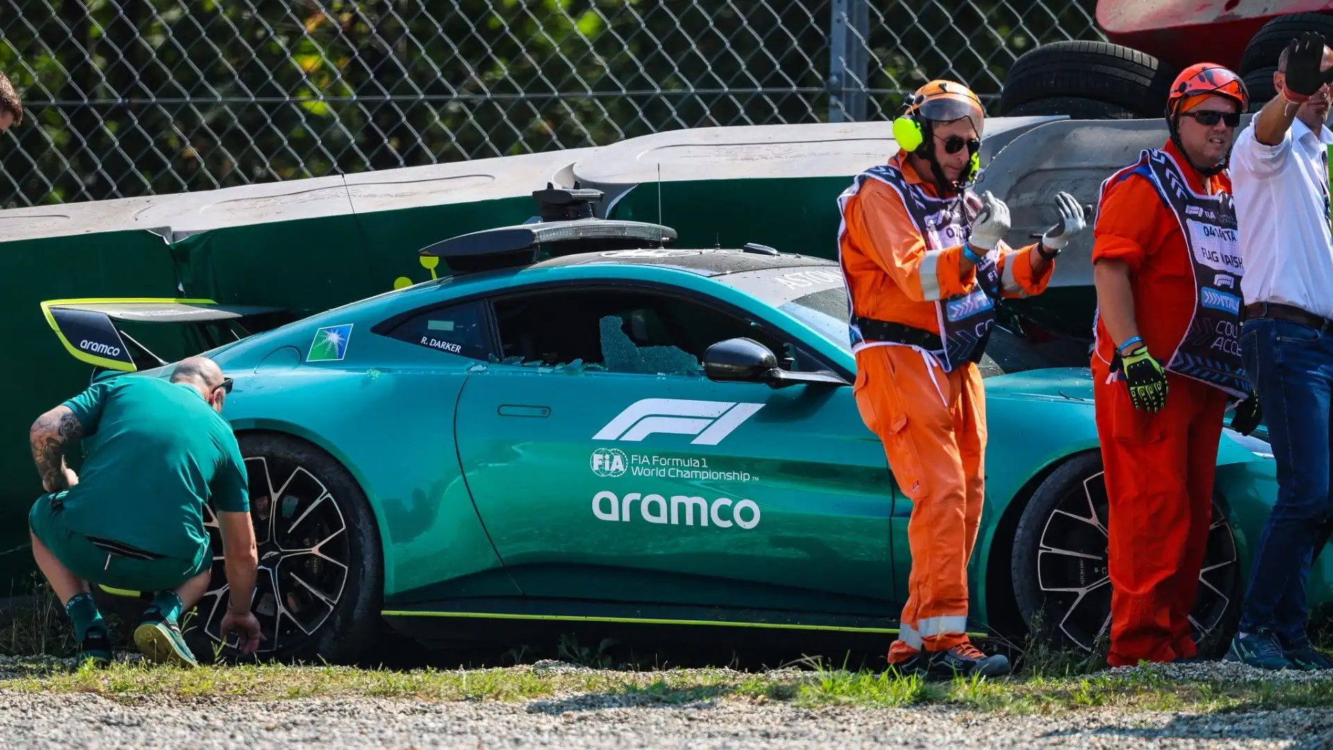 Il conducente ha commesso un errore e si è schiantato. Per fortuna sta bene
