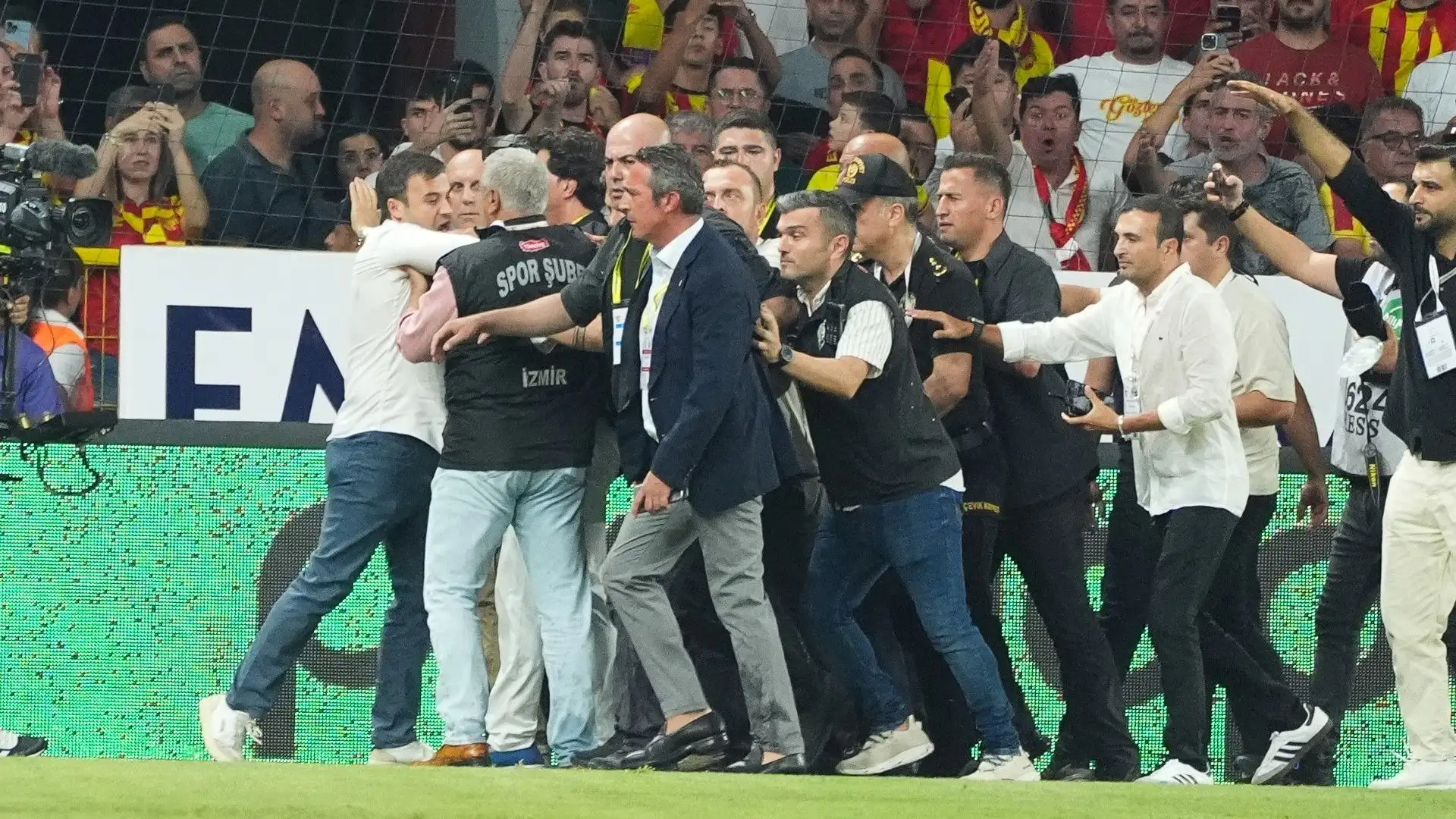 Di Dzeko, su rigore, ed En Nesyri le reti 