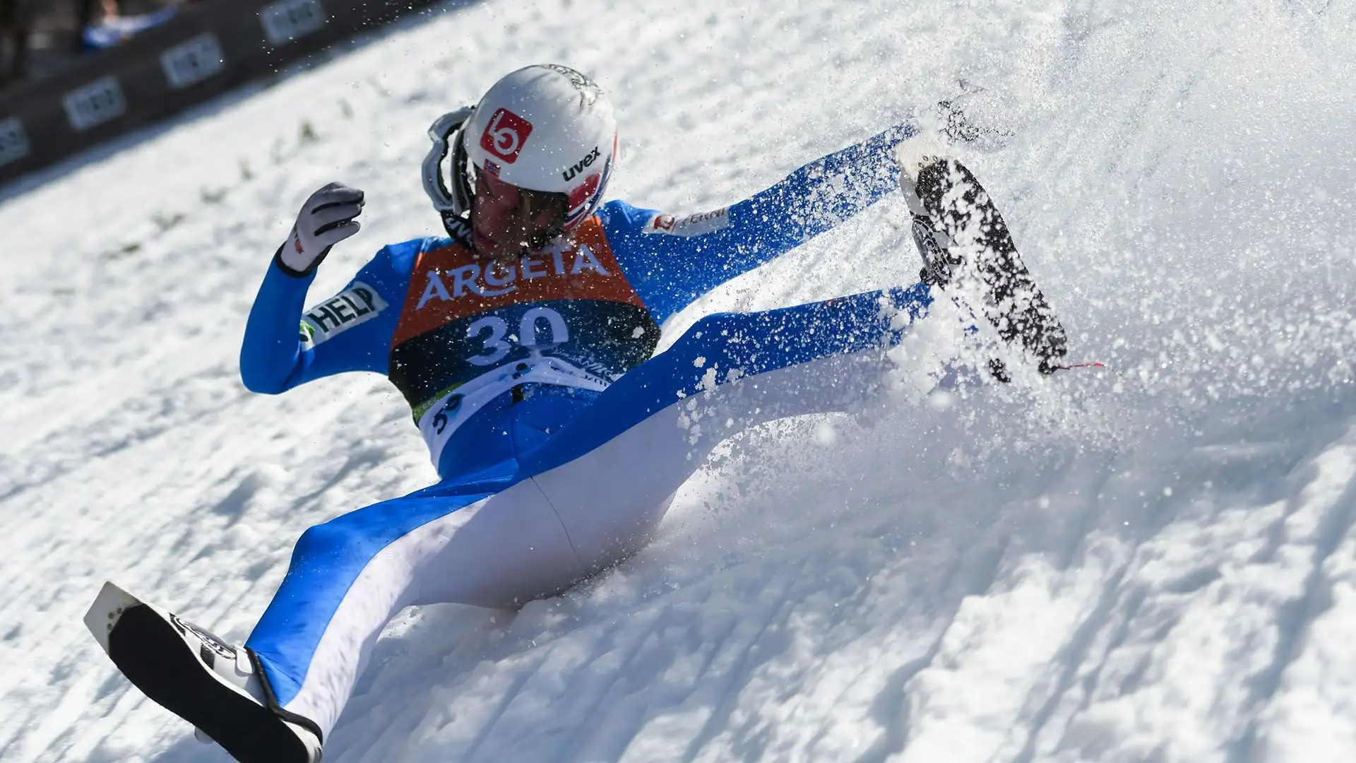 "Dopo Planica, gli ostacoli sono stati troppo alti per poter gareggiare al livello di cui so di essere capace" ha detto Daniel-André Tande
