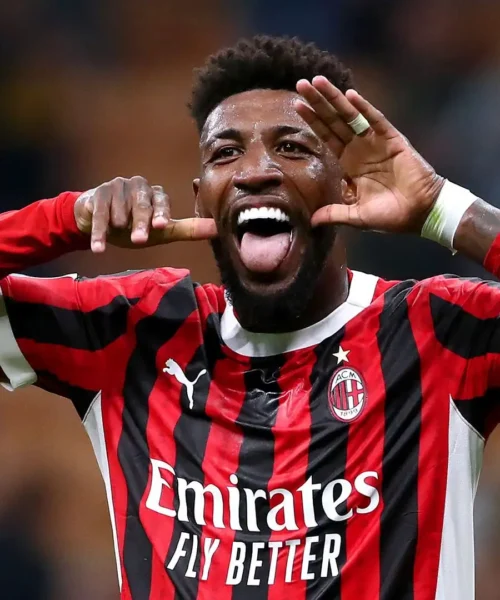 Tifosi milanisti contro Emerson Royal: pioggia di critiche