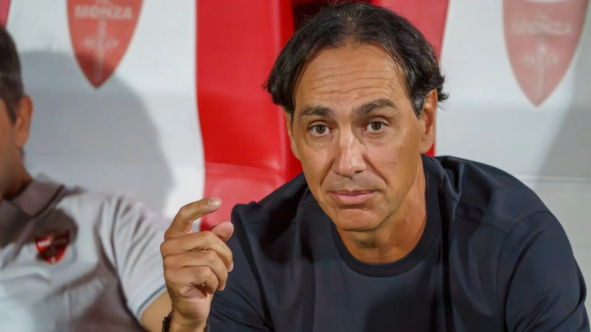 "Retrocederà anche il Monza" ha sentenziato quindi il portiere toscano
