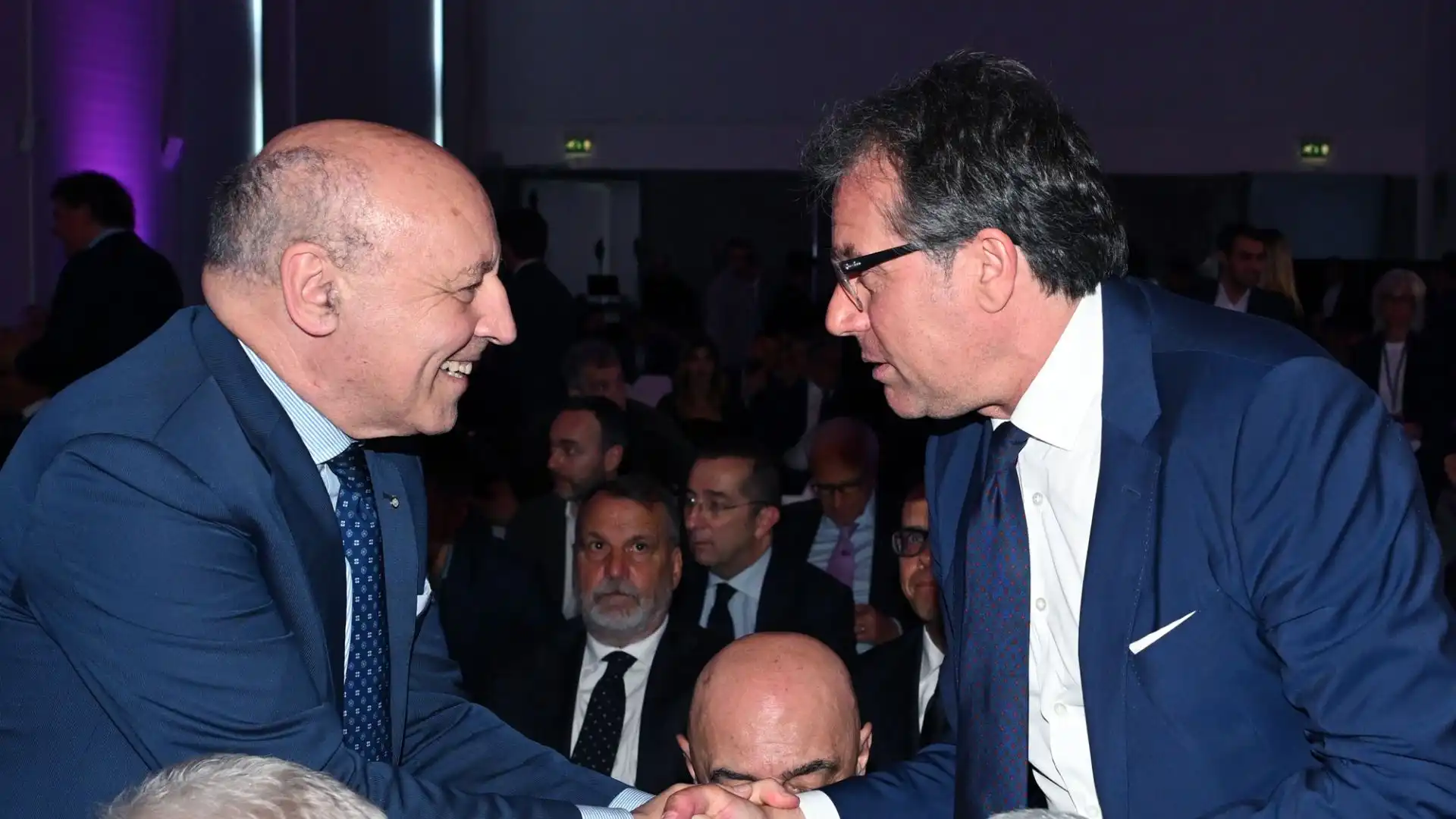 Il Barcellona soffia l'obiettivo a Juventus e Inter: le foto

