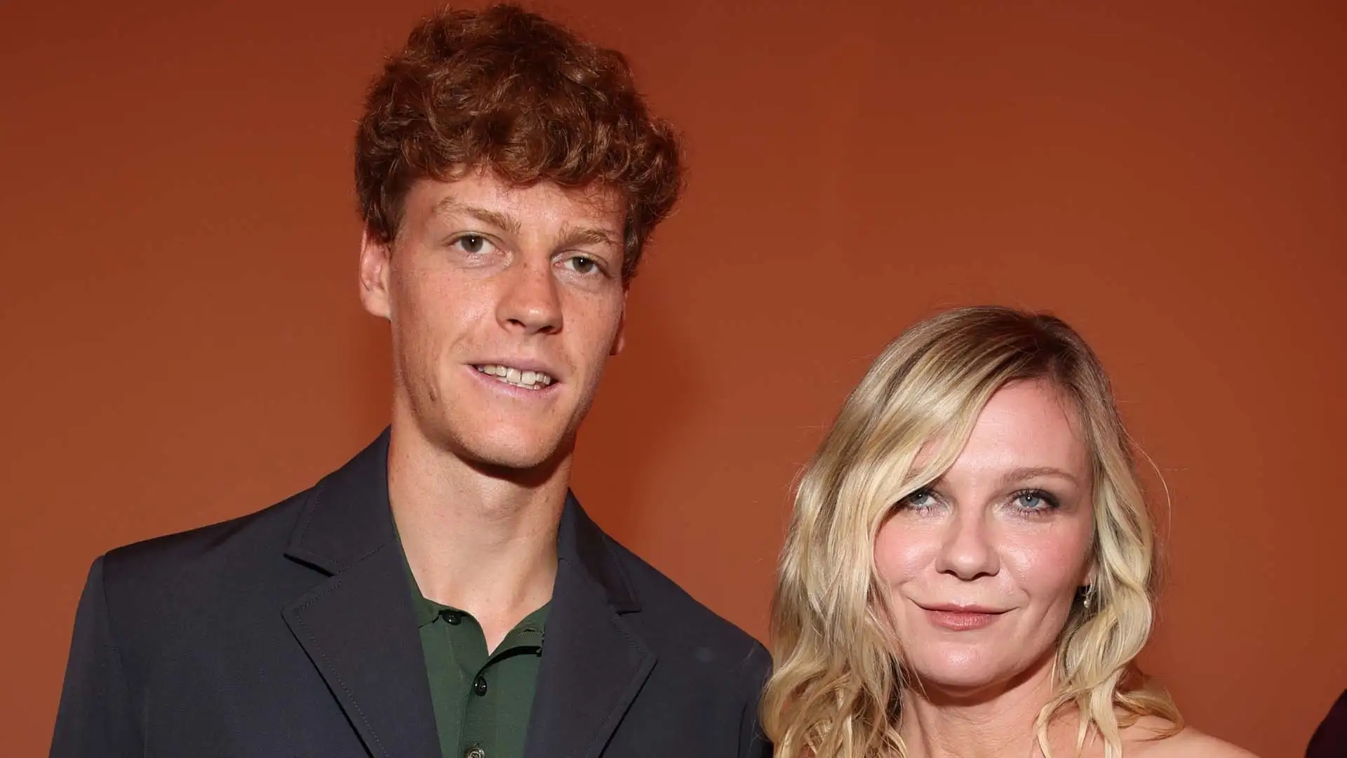 Qui invece Jannik è con Kirsten Dunst 