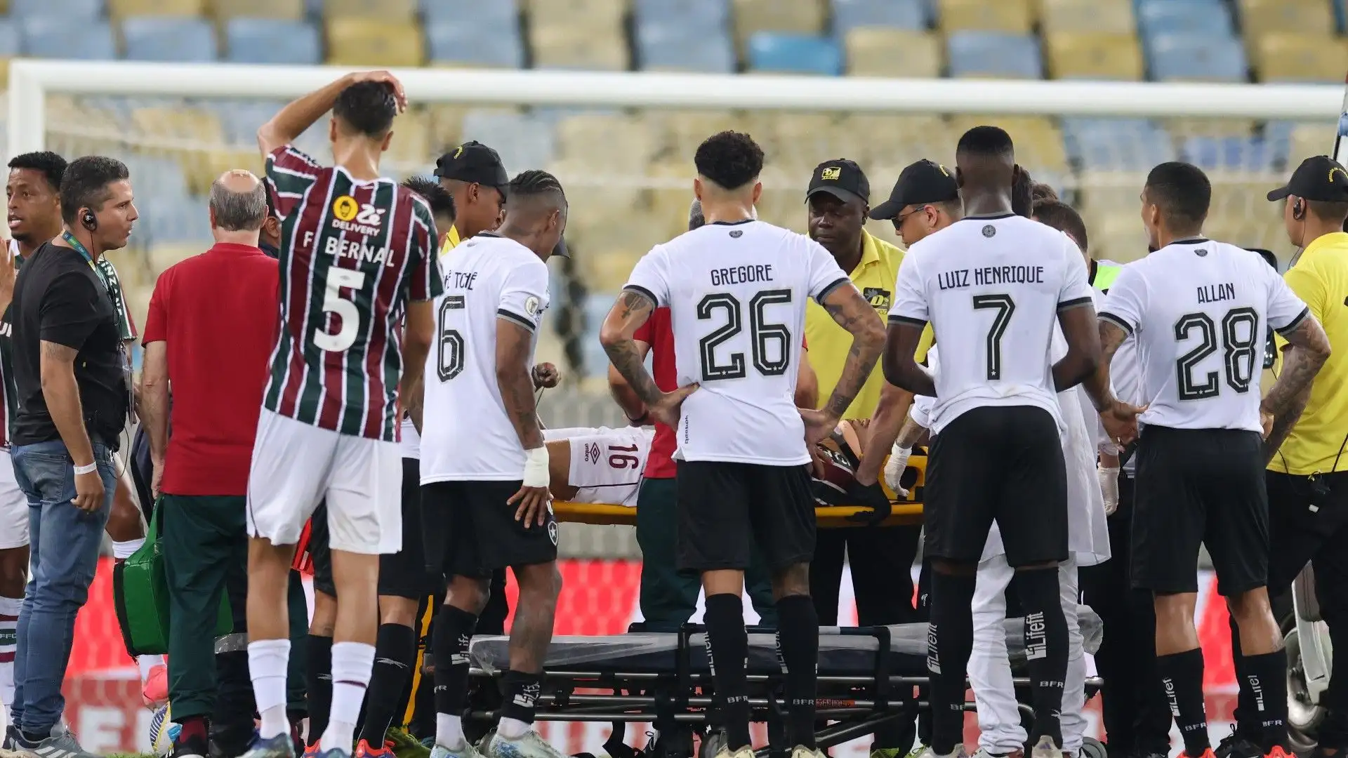 Attimi di terrore durante Fluminense-Botafogo
